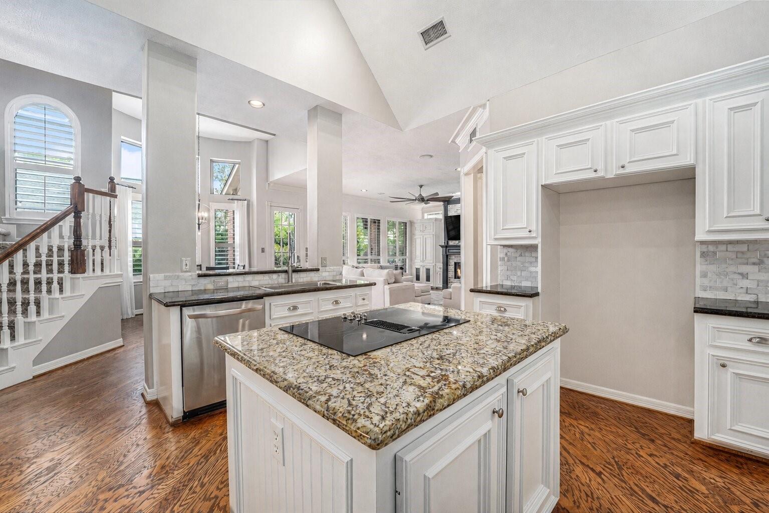 13602 Springmint Dr, Cypress, TX 77429 photo