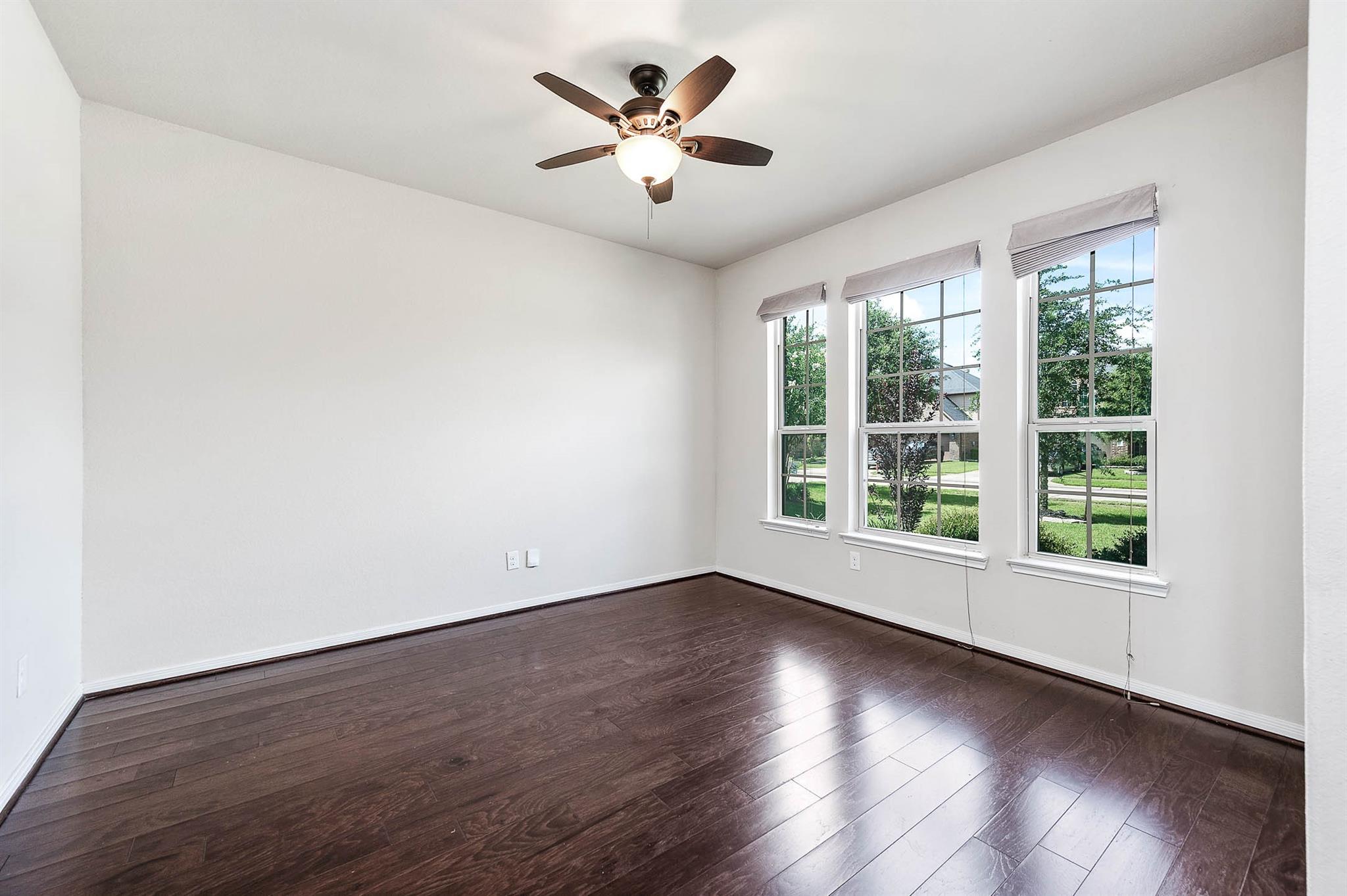 9619 Sumter Ct, Rosenberg, TX 77469 photo