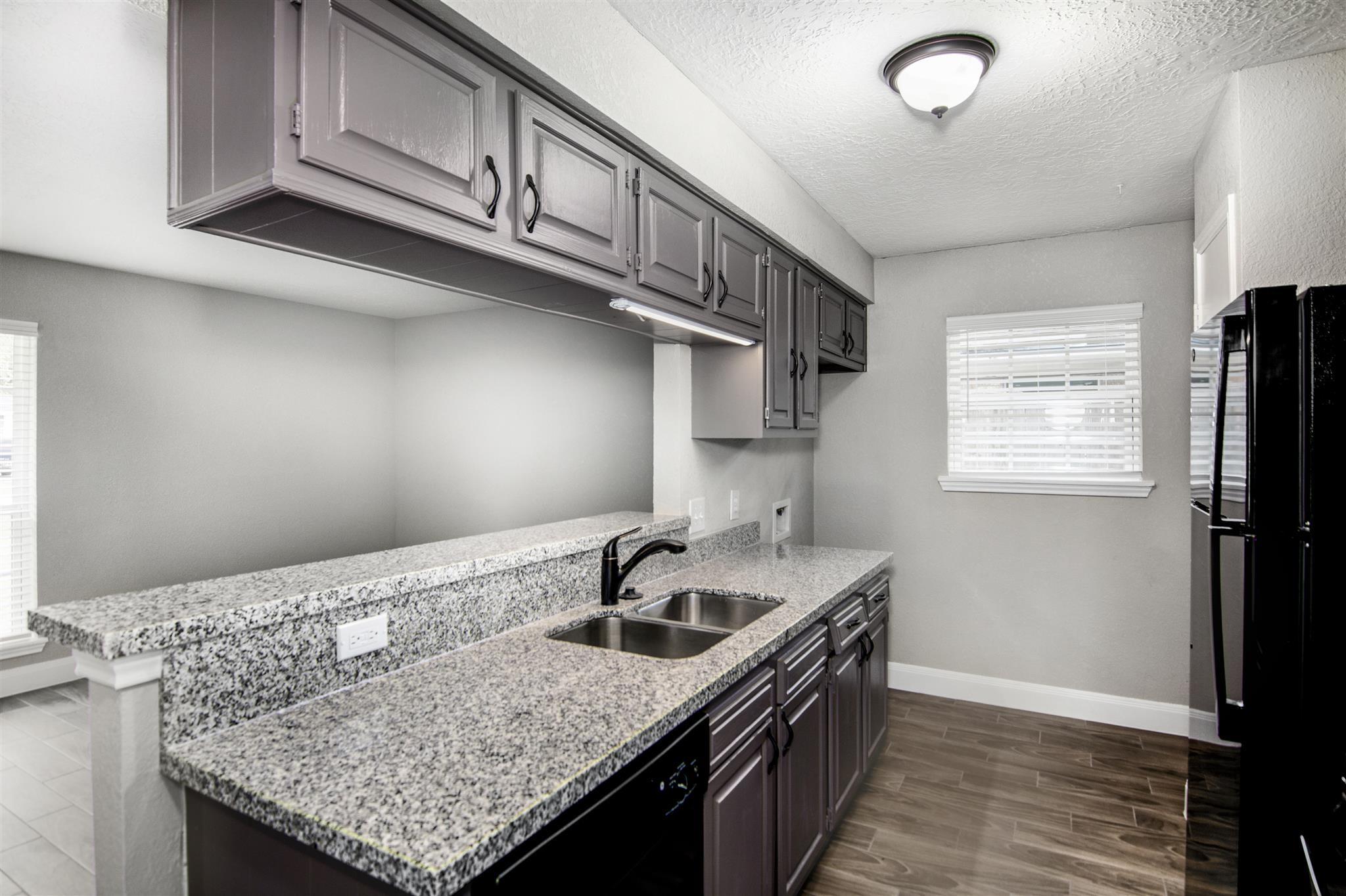 7426 Aljean Ln, Pasadena, TX 77536 photo