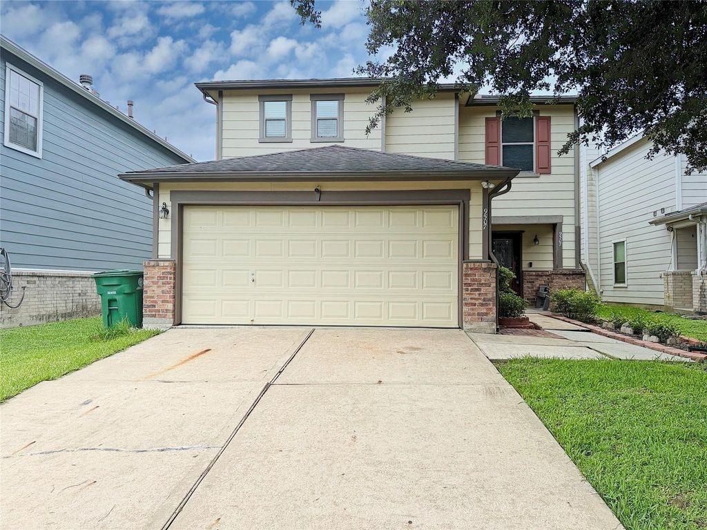 9507 Narnia Spring Ct, Houston, TX 77075