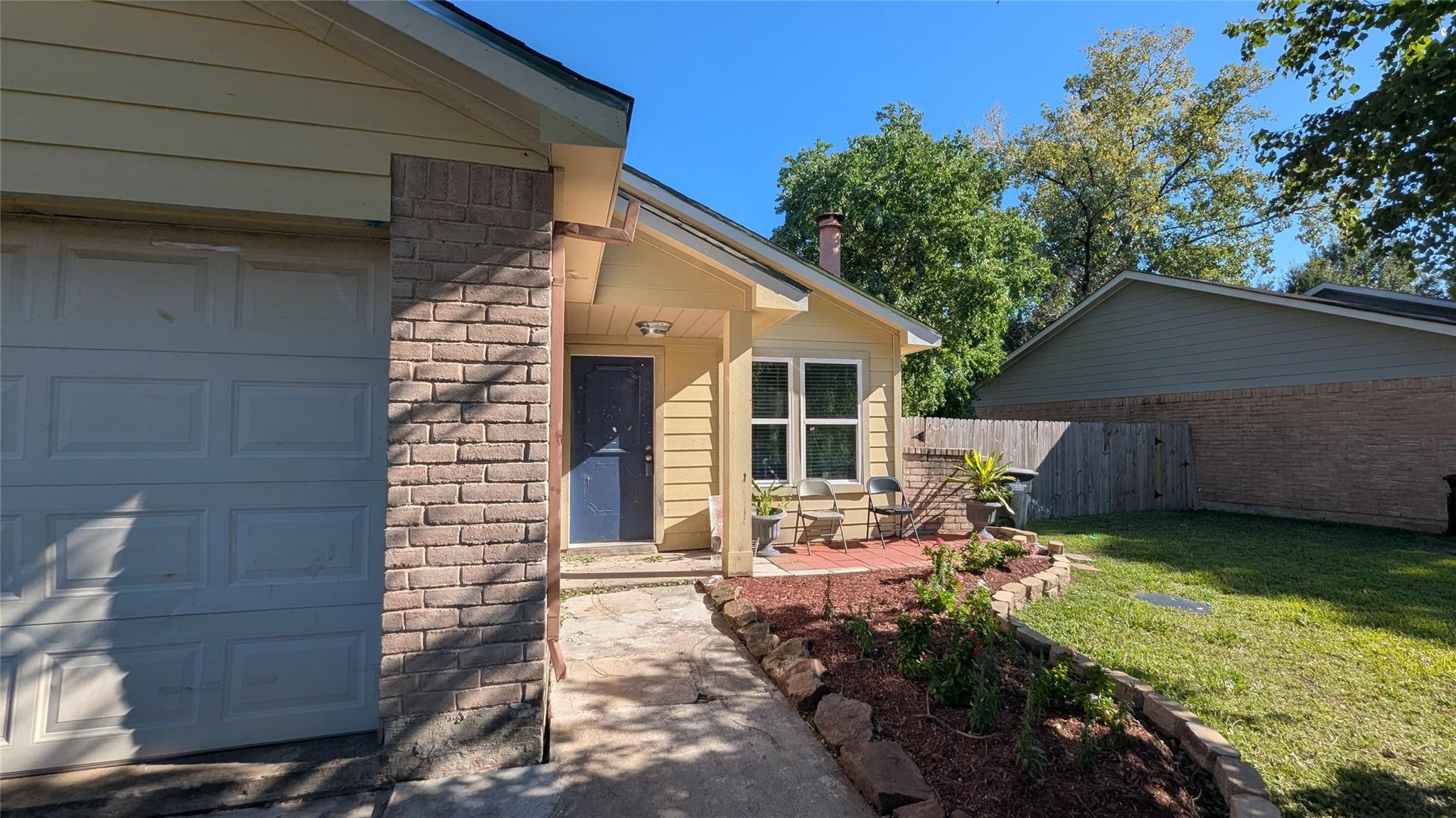 10027 Towne Mist Dr, Sugar Land, TX 77498 photo