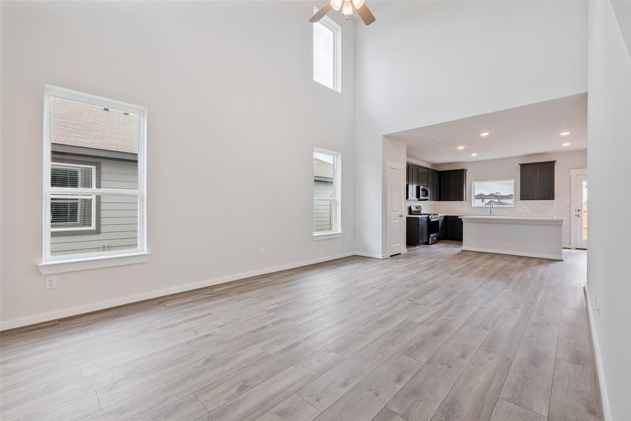 11885 Stratosphere St, Conroe, TX 77303 photo