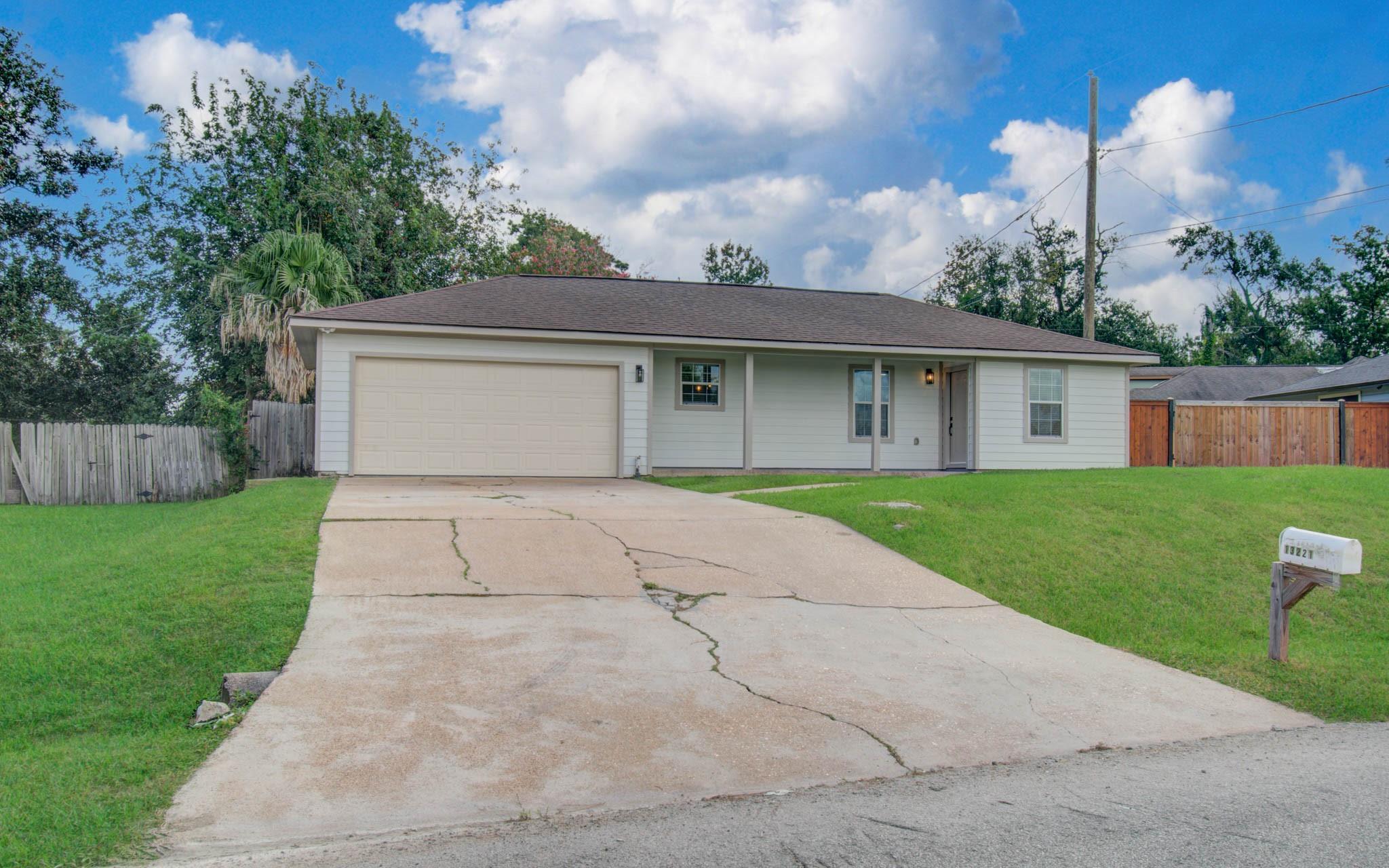 13221 Candlewick St, Houston, TX 77015 photo