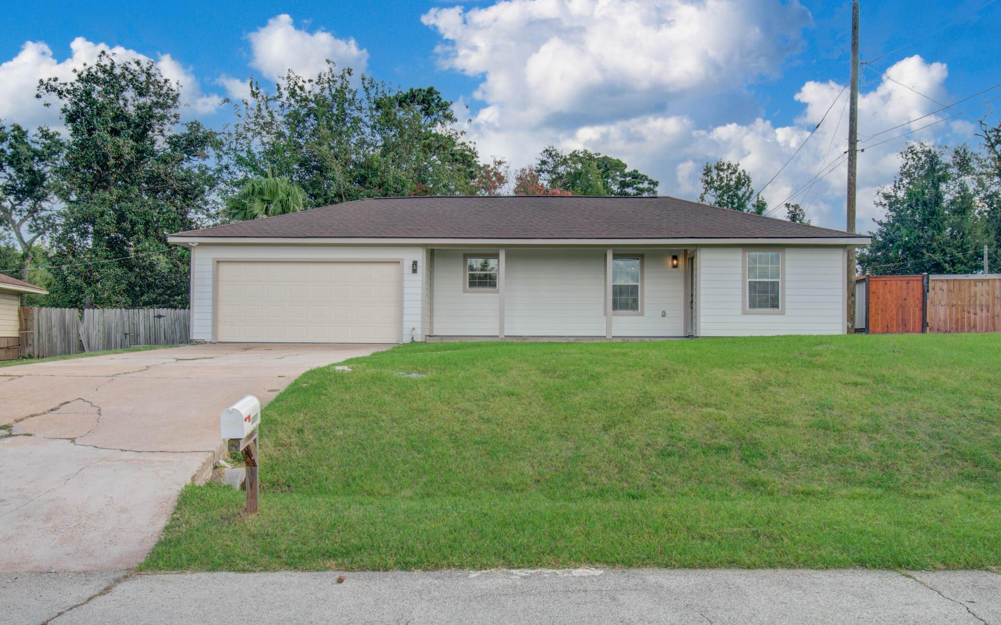 13221 Candlewick St, Houston, TX 77015