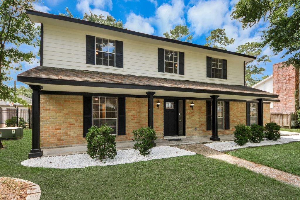 5731 Lodge Creek Dr, Houston, TX 77066 photo