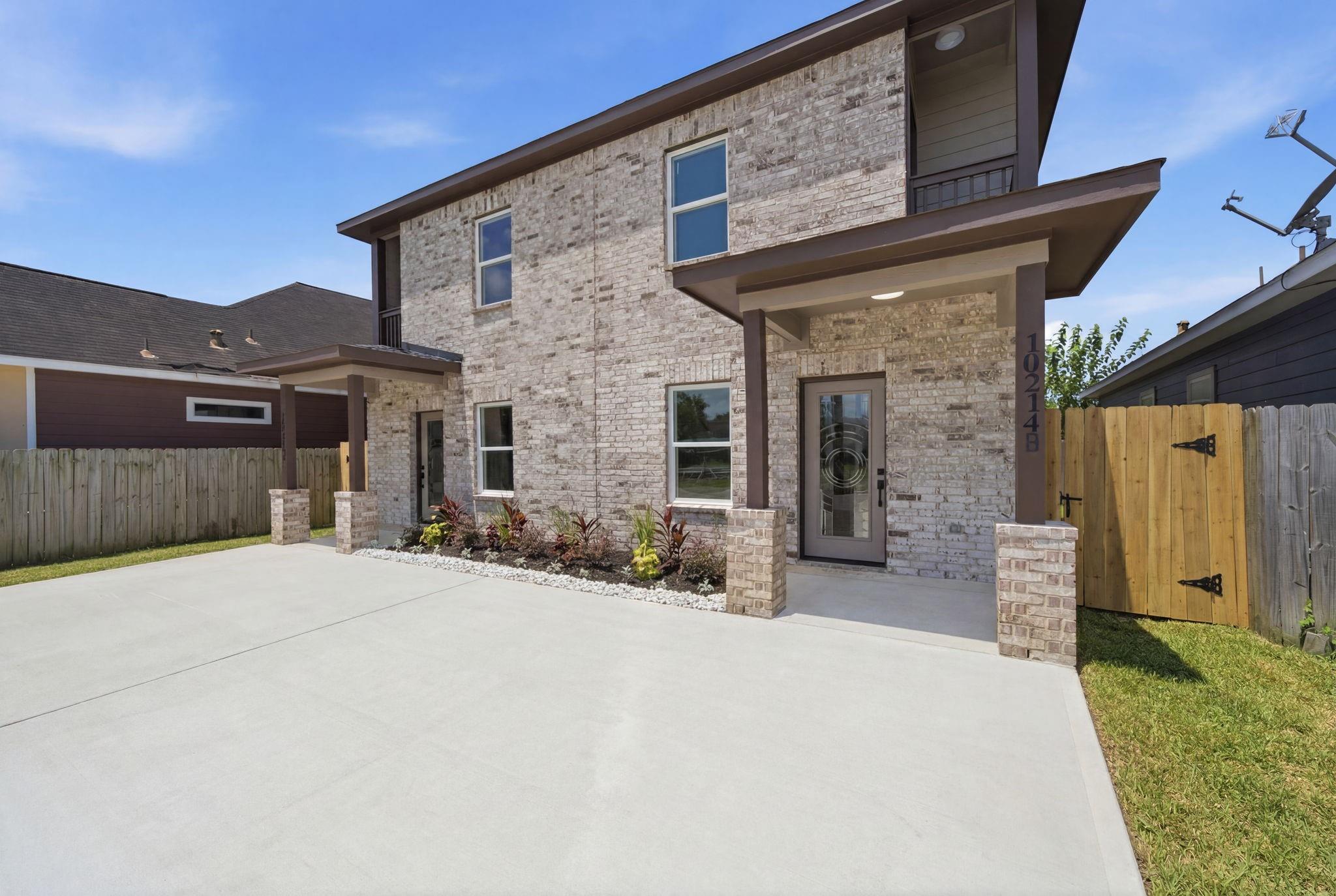 10214 Carmencita Way, Houston, TX 77075 photo
