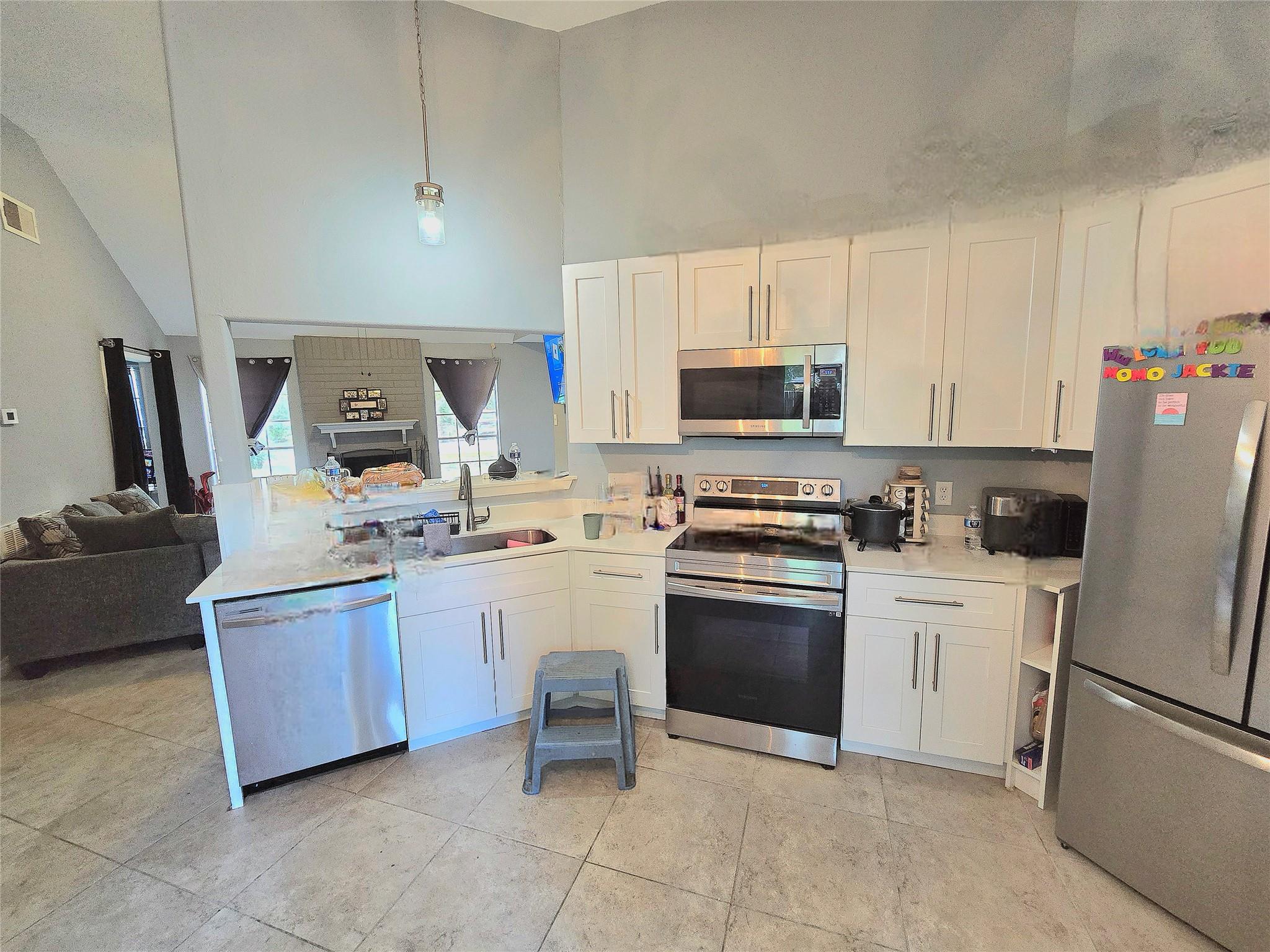 5205 Winding Brook Dr, Dickinson, TX 77539 photo