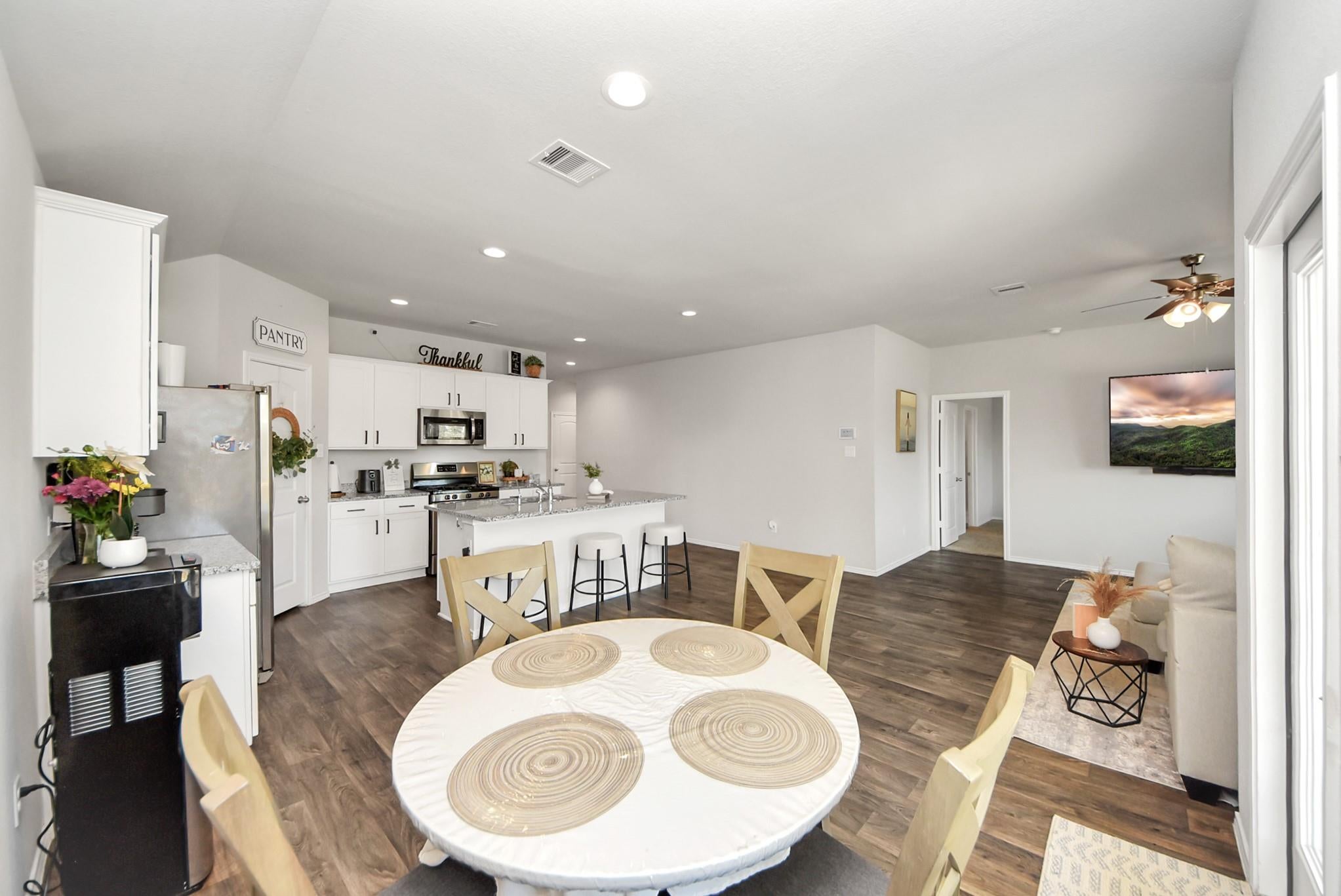 18289 Eaton Mill Dr, New Caney, TX 77357 photo