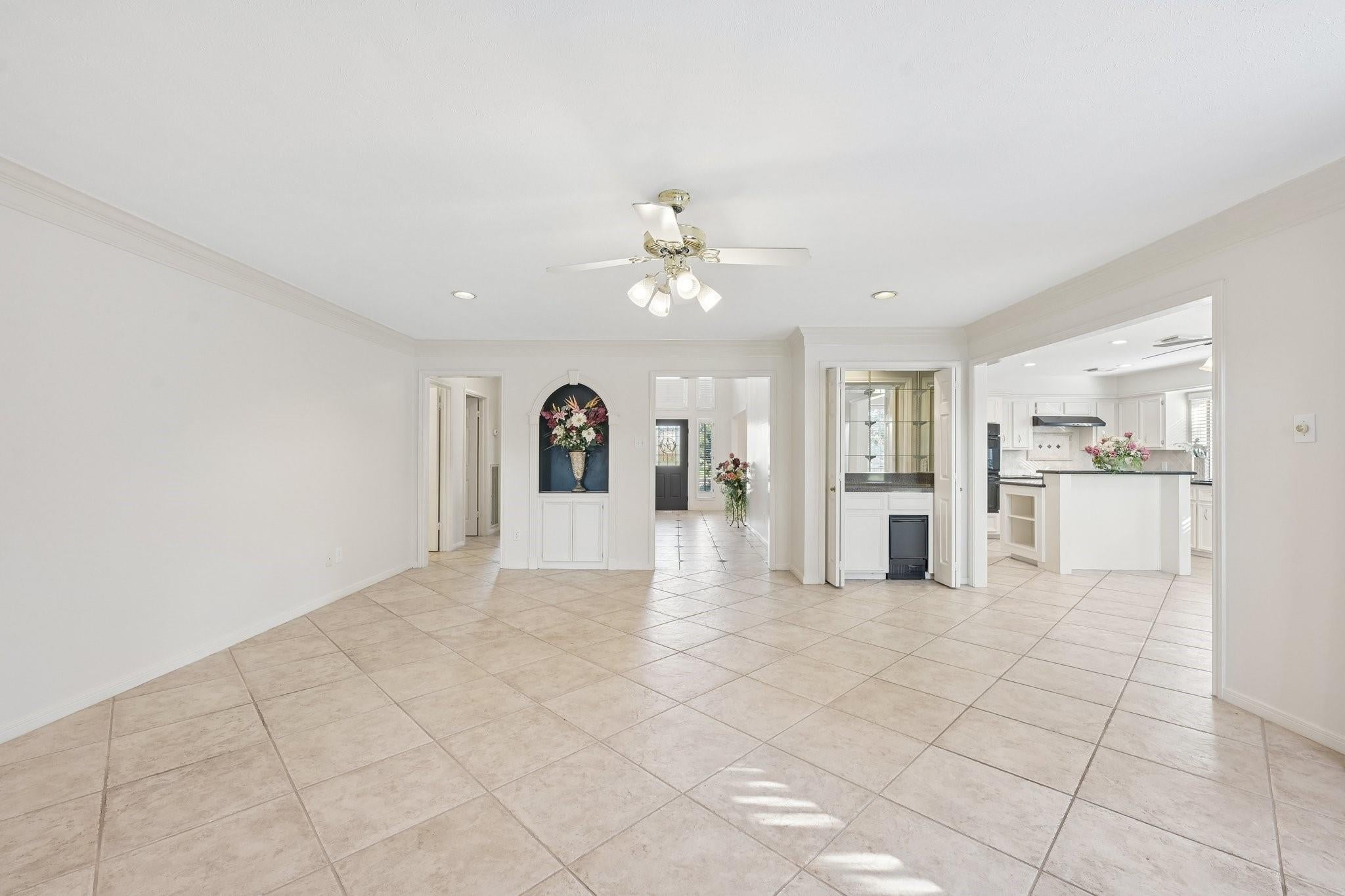 15 Sterling St, Sugar Land, TX 77479 photo