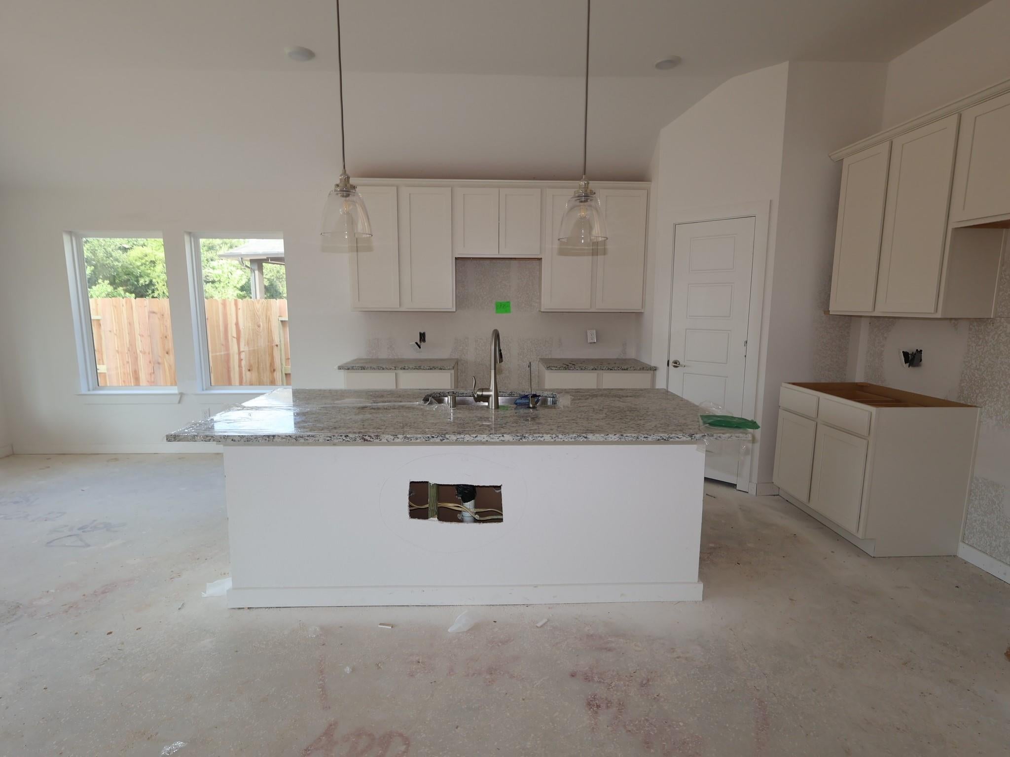 1373 Blue Moon Ln, La Marque, TX 77568 photo