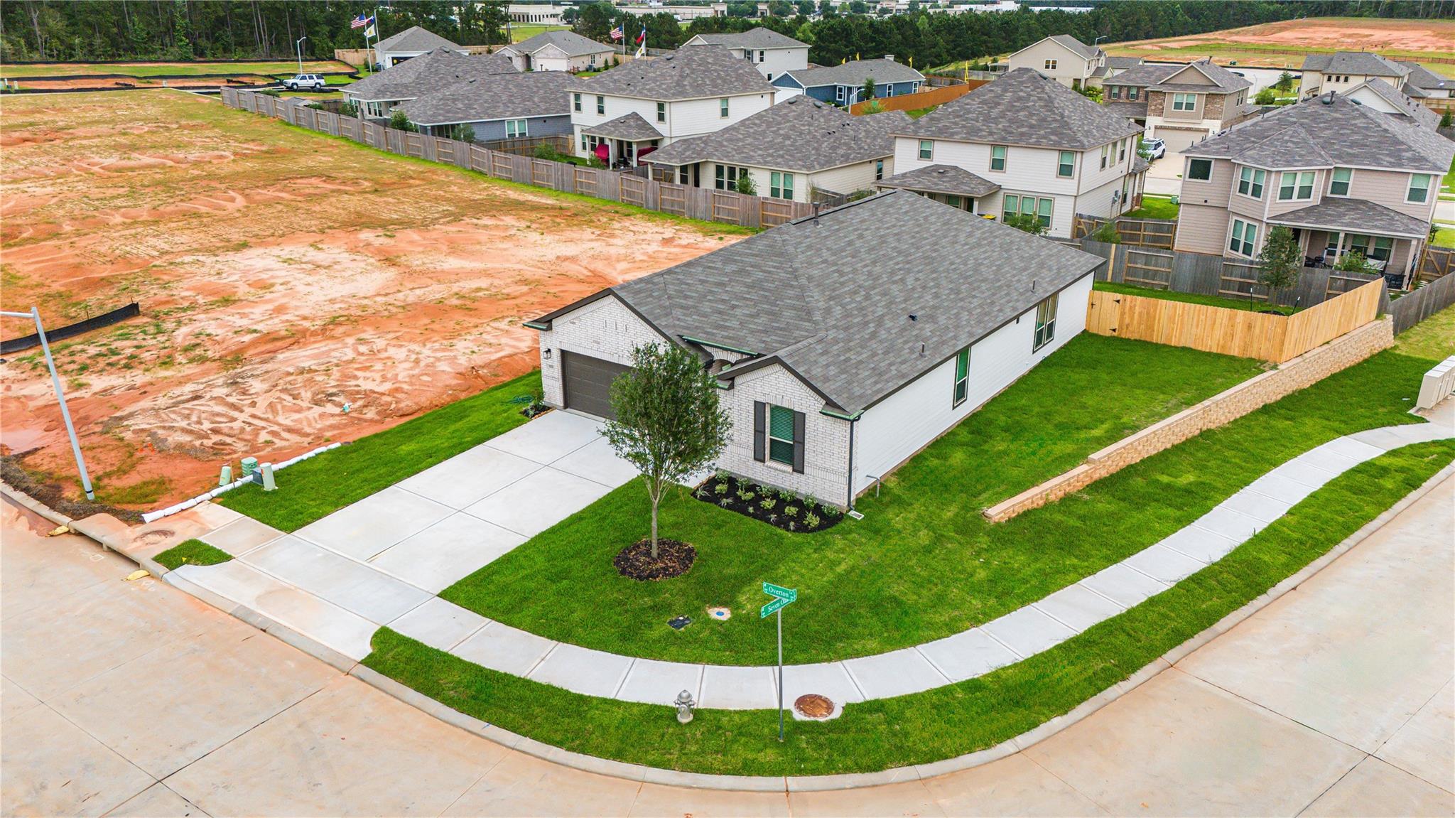 3635 Overton Ln, Conroe, TX 77304 photo