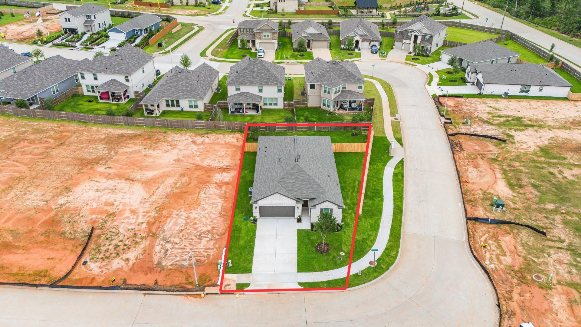 3635 Overton Ln, Conroe, TX 77304 photo