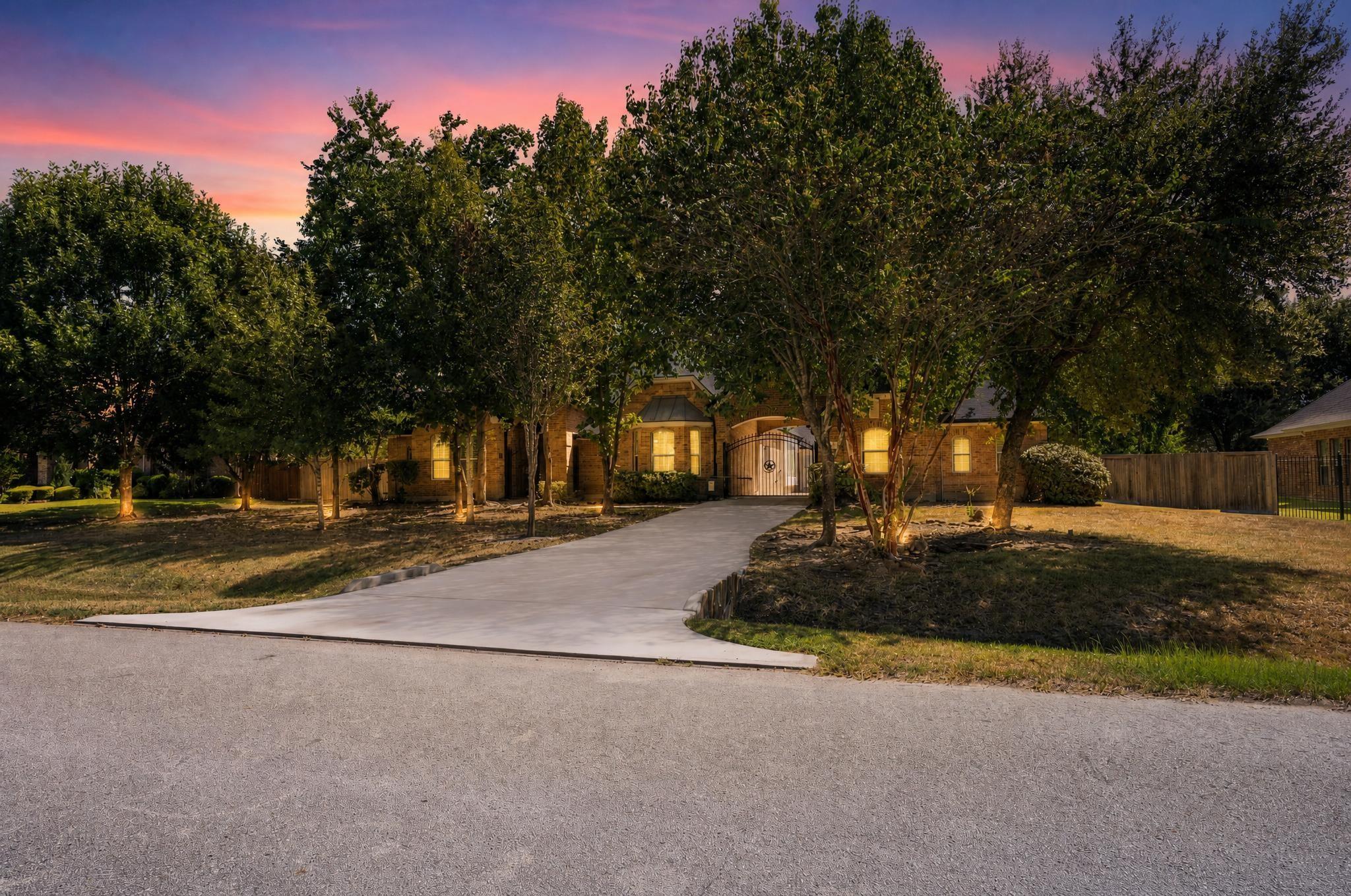 13213 Misty Sage Dr, Conroe, TX 77302