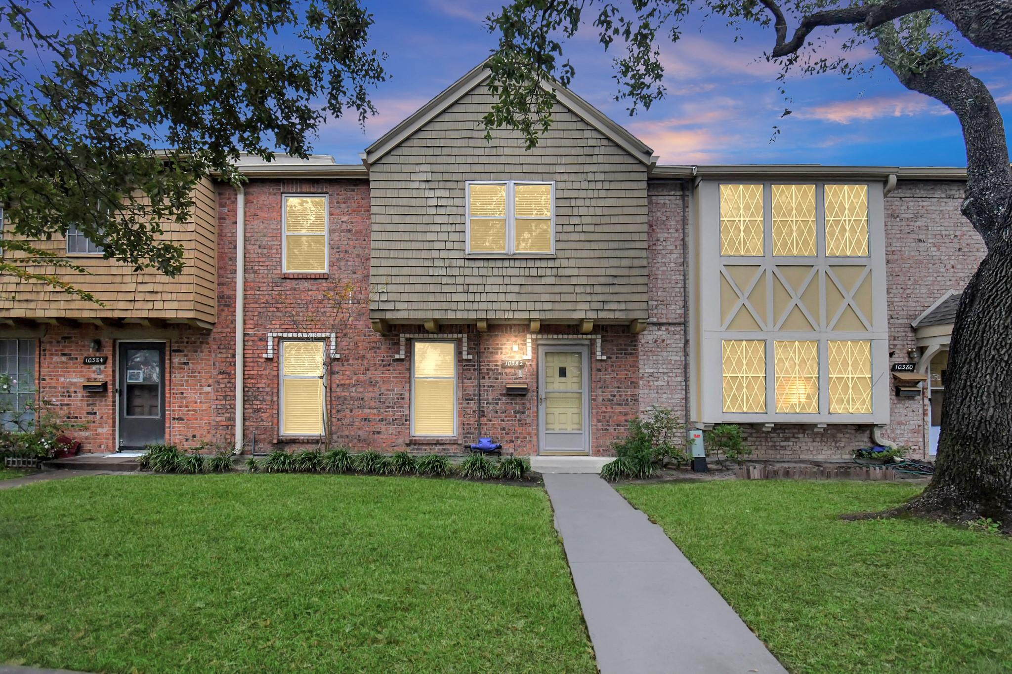 10382 Hammerly Blvd, Houston, TX 77043