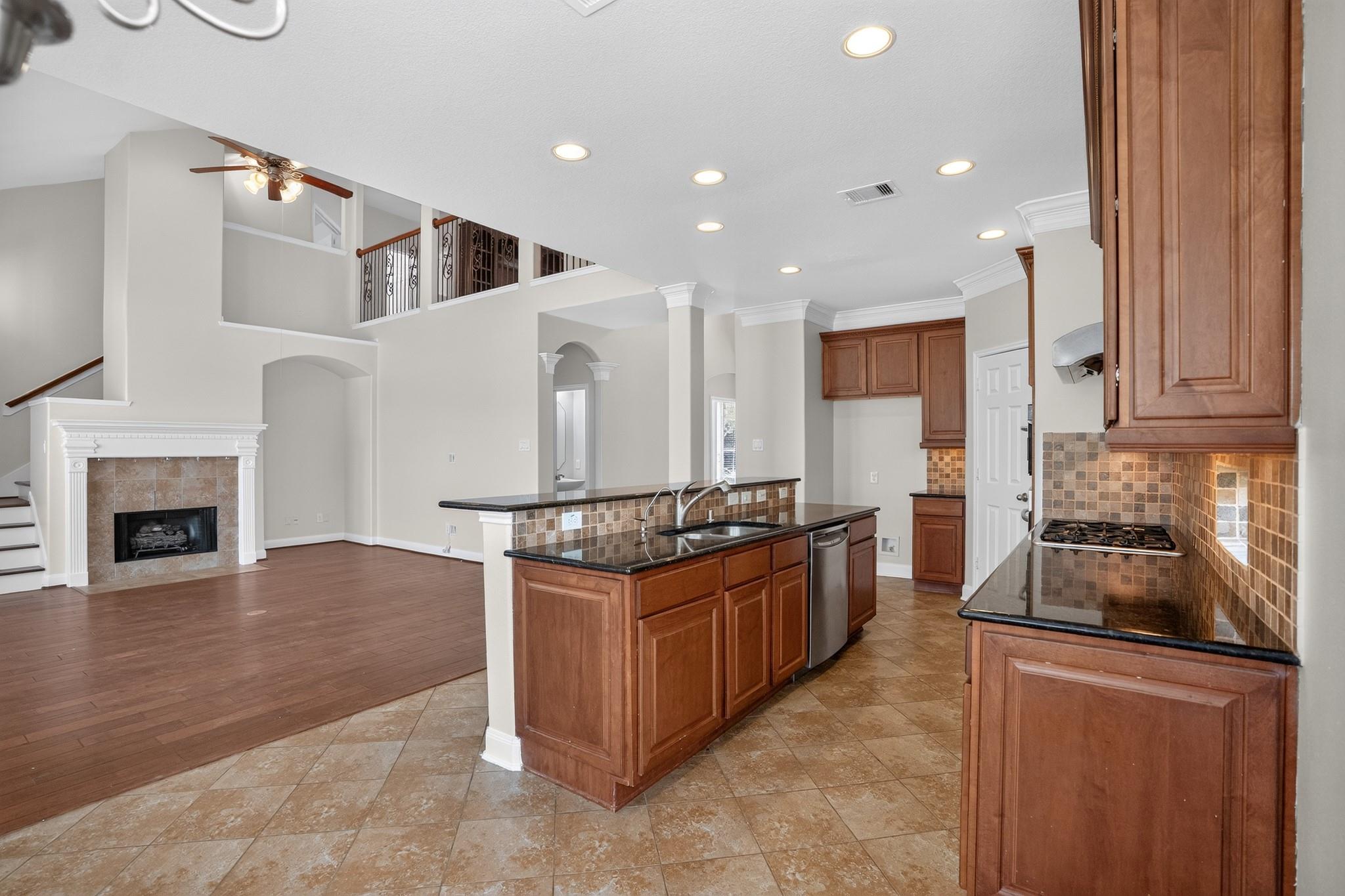 14835 Vesper Lake Ct, Humble, TX 77396 photo