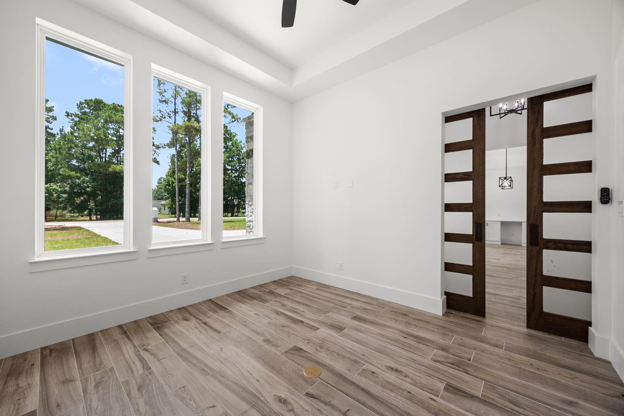 34202 Conroe Hufsmith Rd, Magnolia, TX 77354 photo