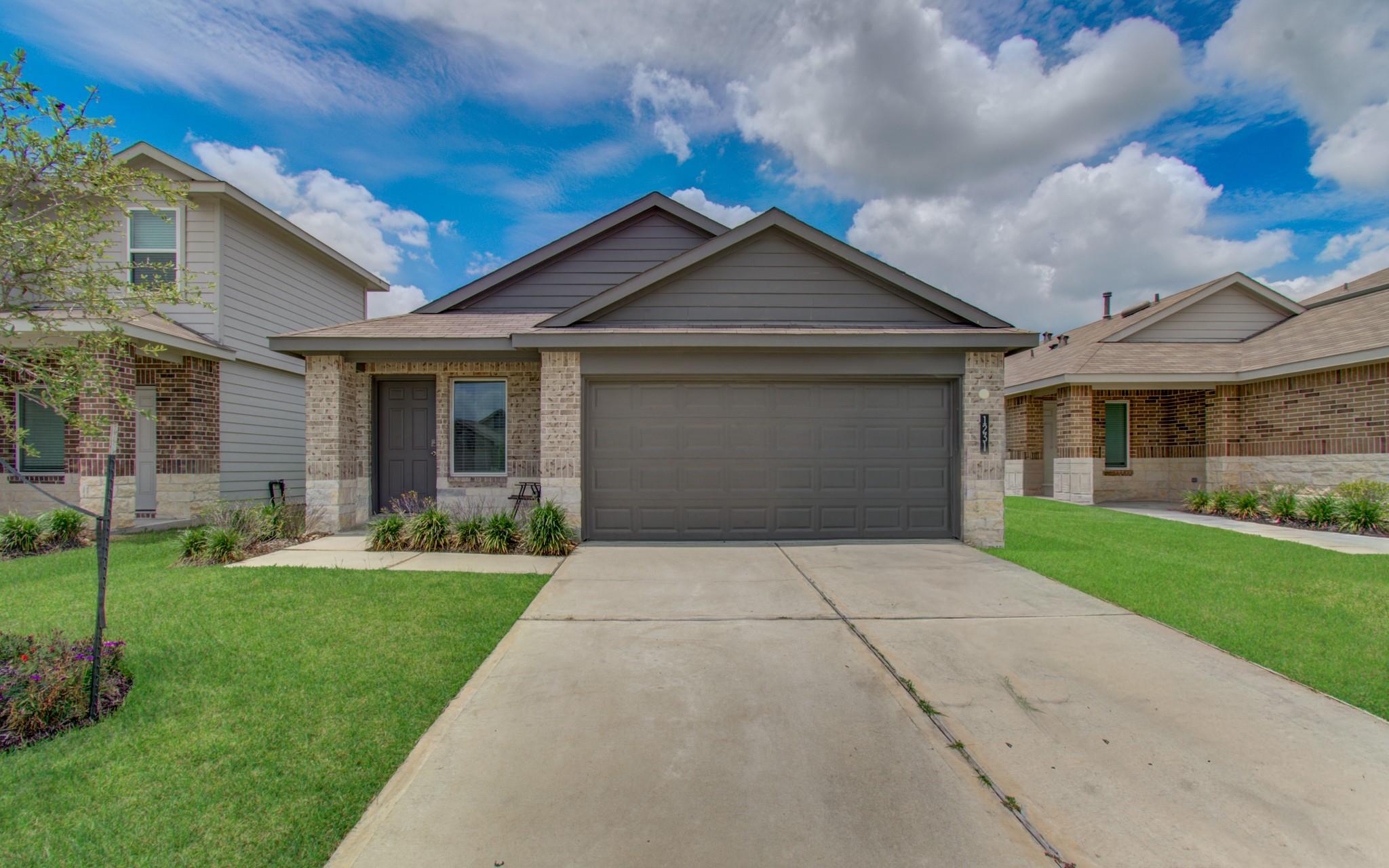12319 Lariat Run Dr, Houston, TX 77014 photo