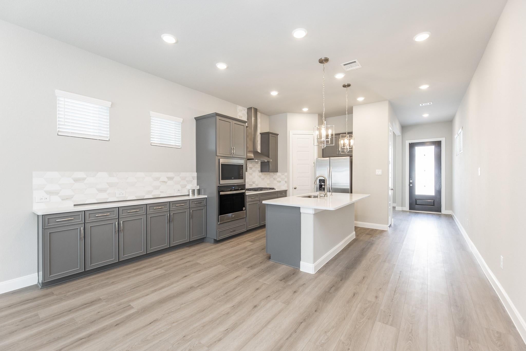 3006 Moonlit Mesa Ln, Houston, TX 77063 photo