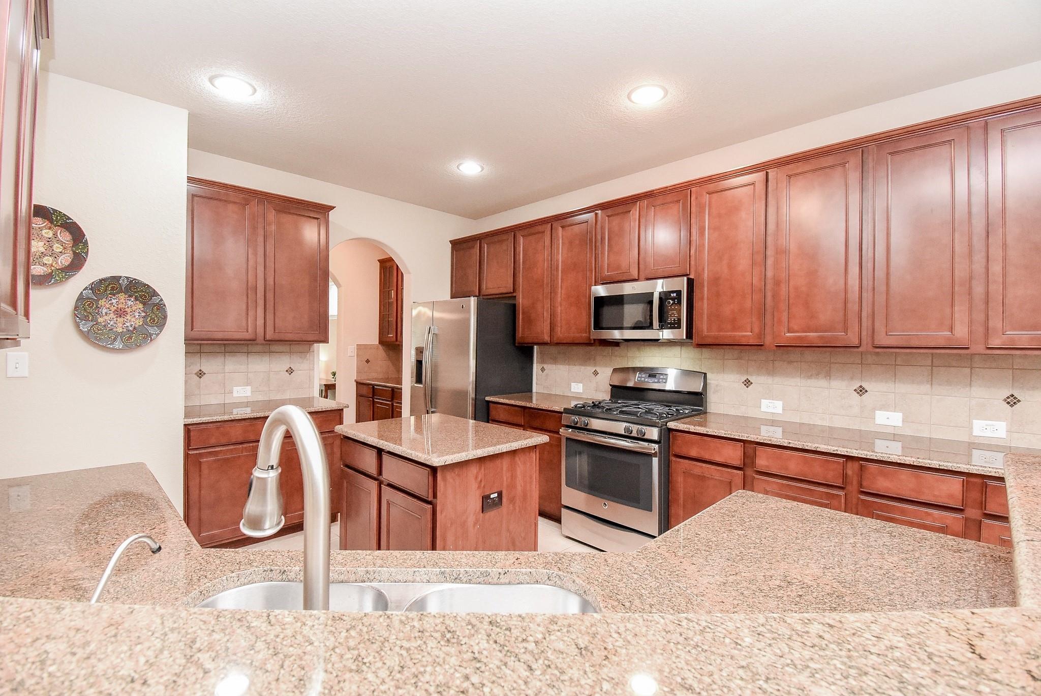 17634 Yorkhill Ct, Richmond, TX 77407 photo