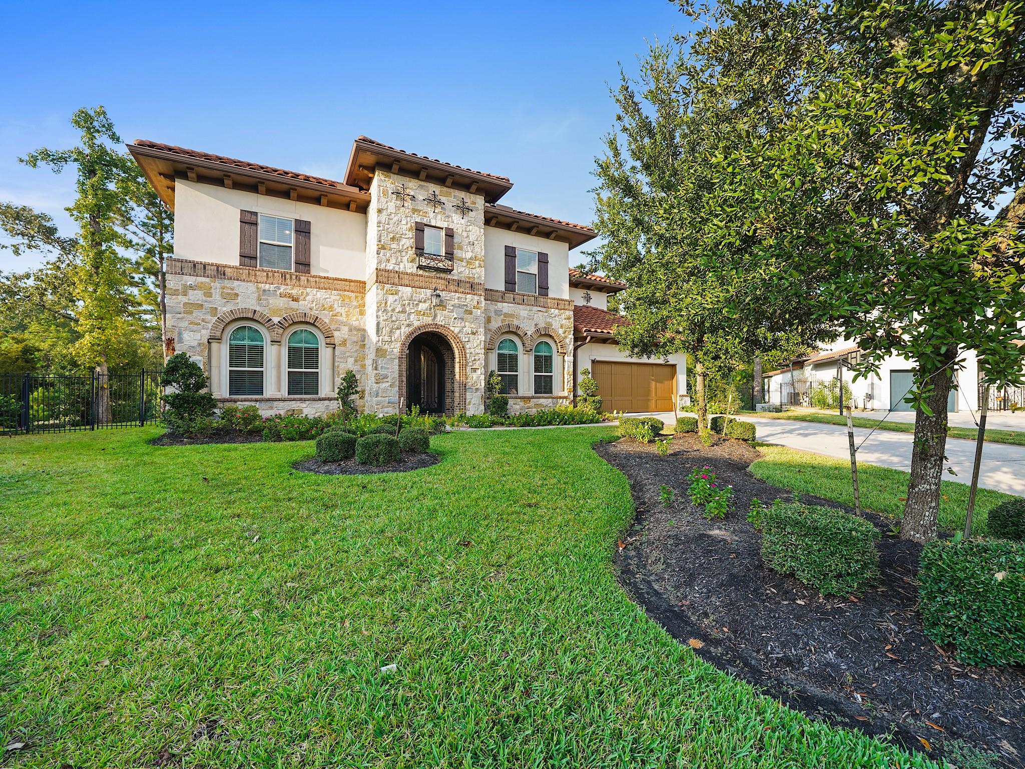 11 Kimberling Ct, Tomball, TX 77375 photo