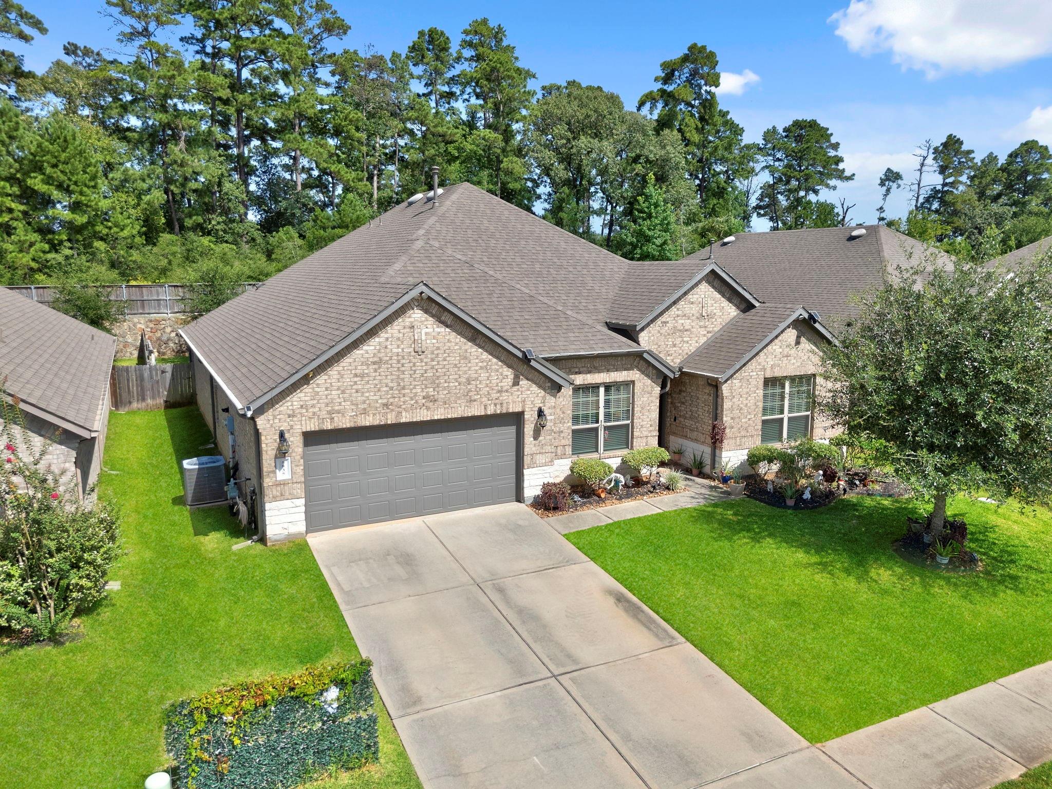 5835 Brimstone Hill Ln, Conroe, TX 77304