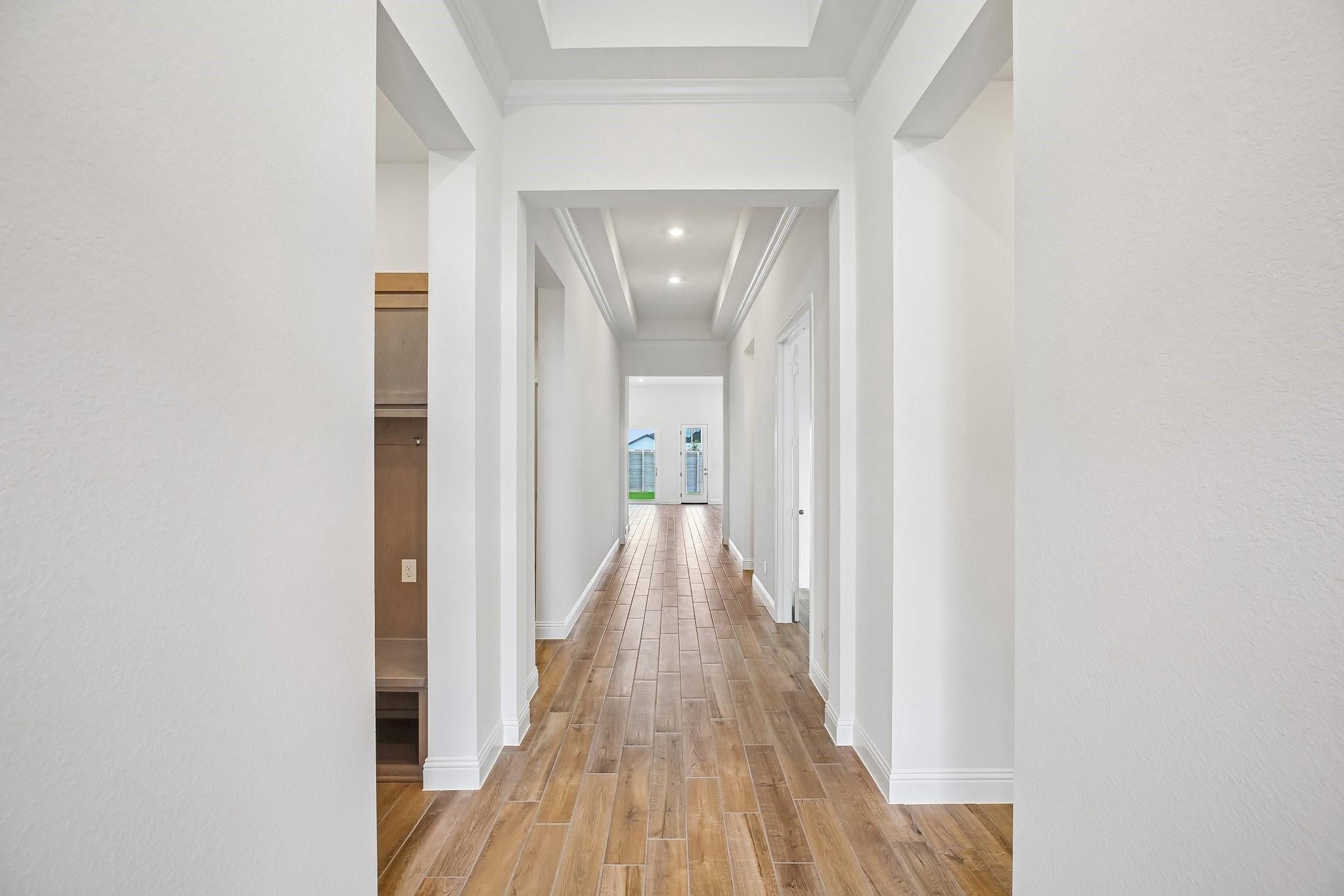 910 Hilltop View Ln, League City, TX 77546 photo