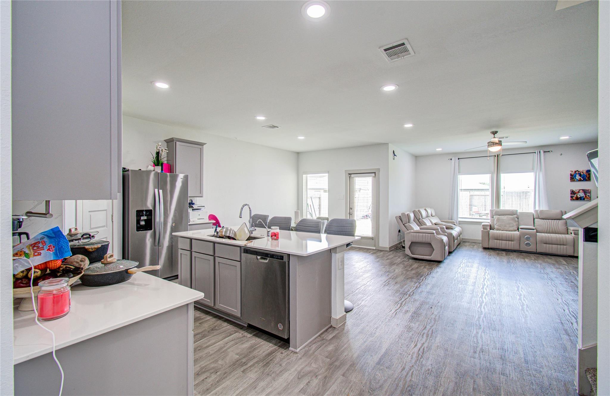 22 Desert Spring Ln, Manvel, TX 77578 photo
