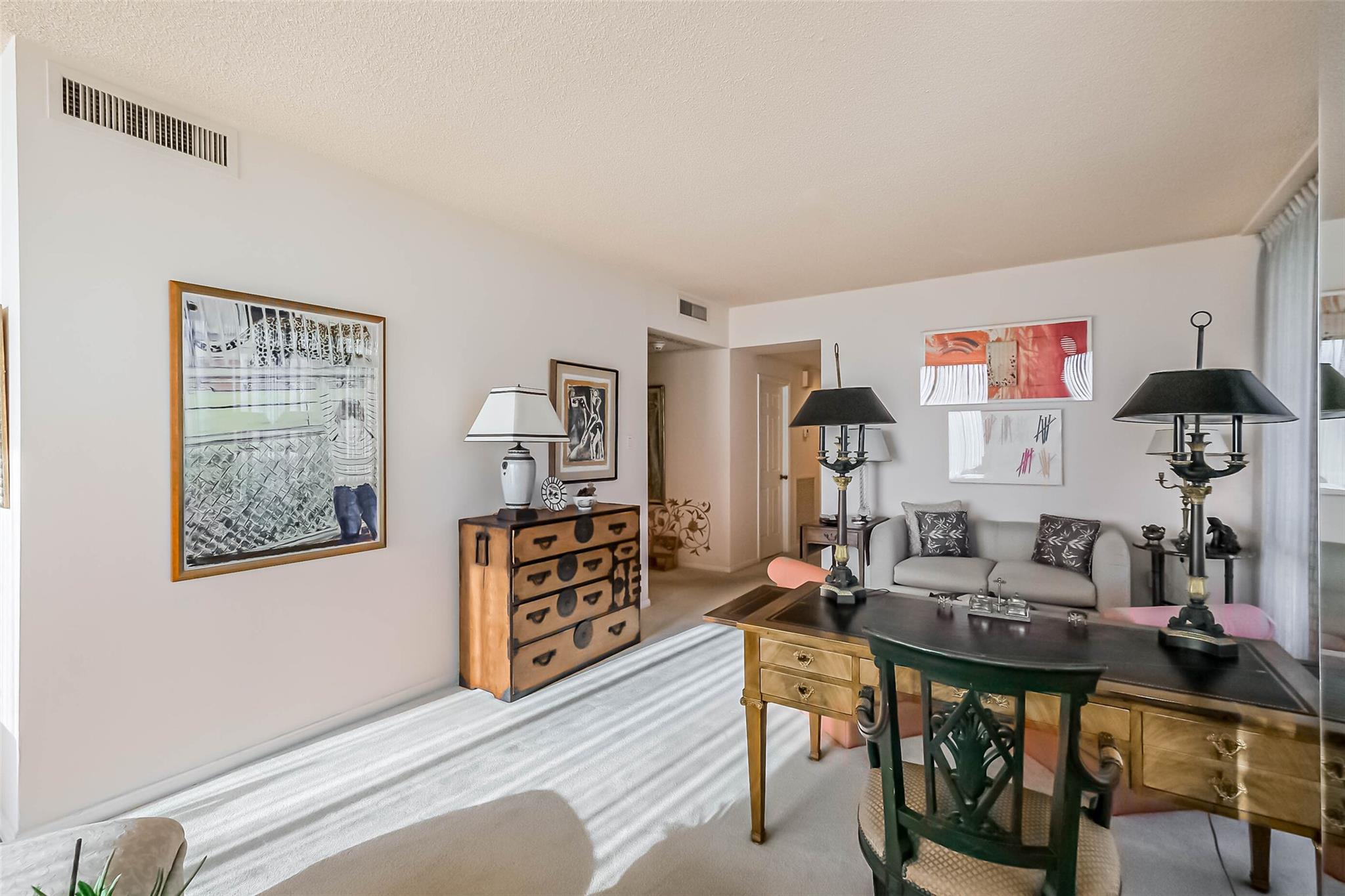 14 Greenway Plz #21 P, Houston, TX 77046 photo