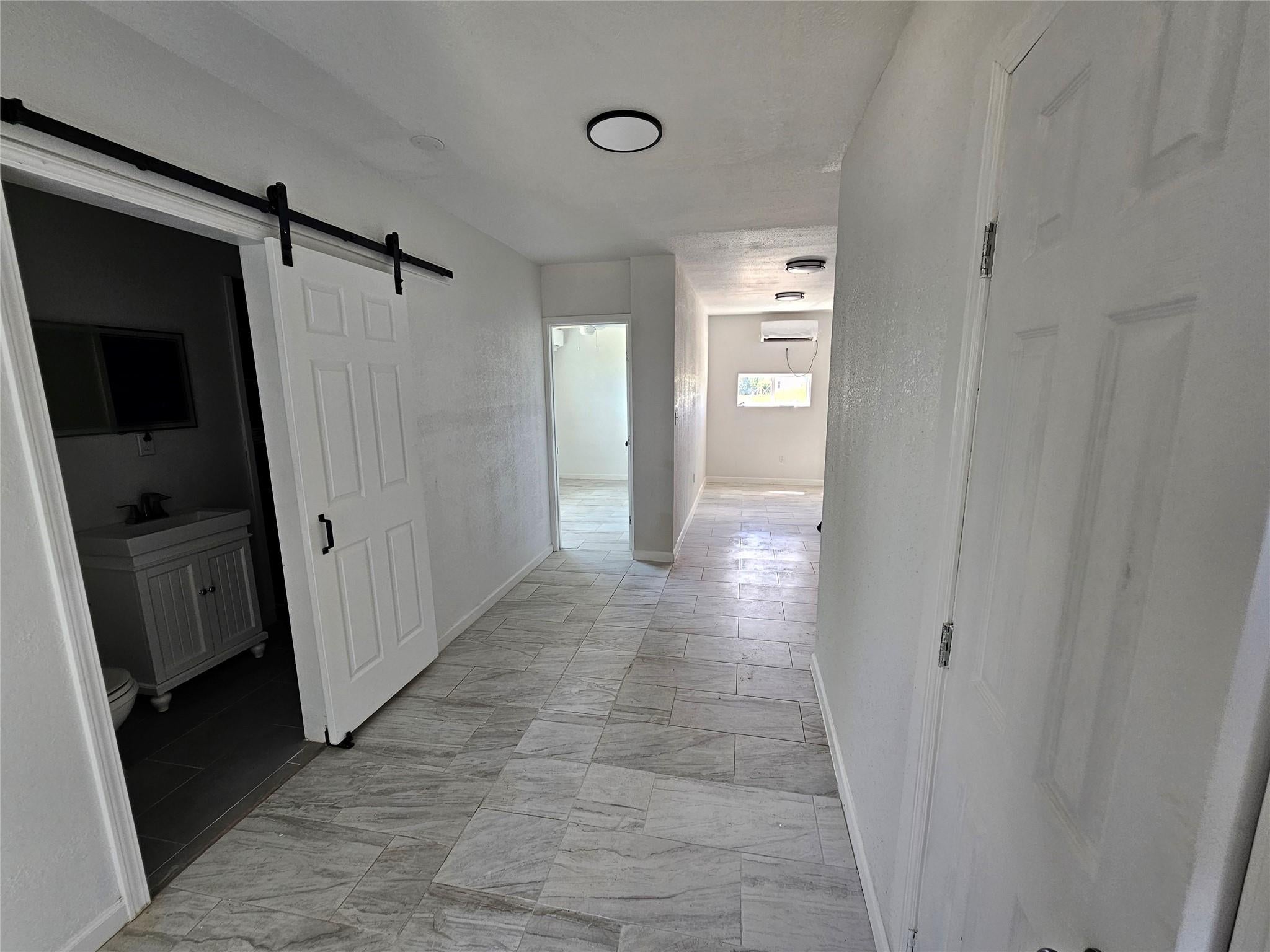 1368 Road 5735, Cleveland, TX 77327 photo