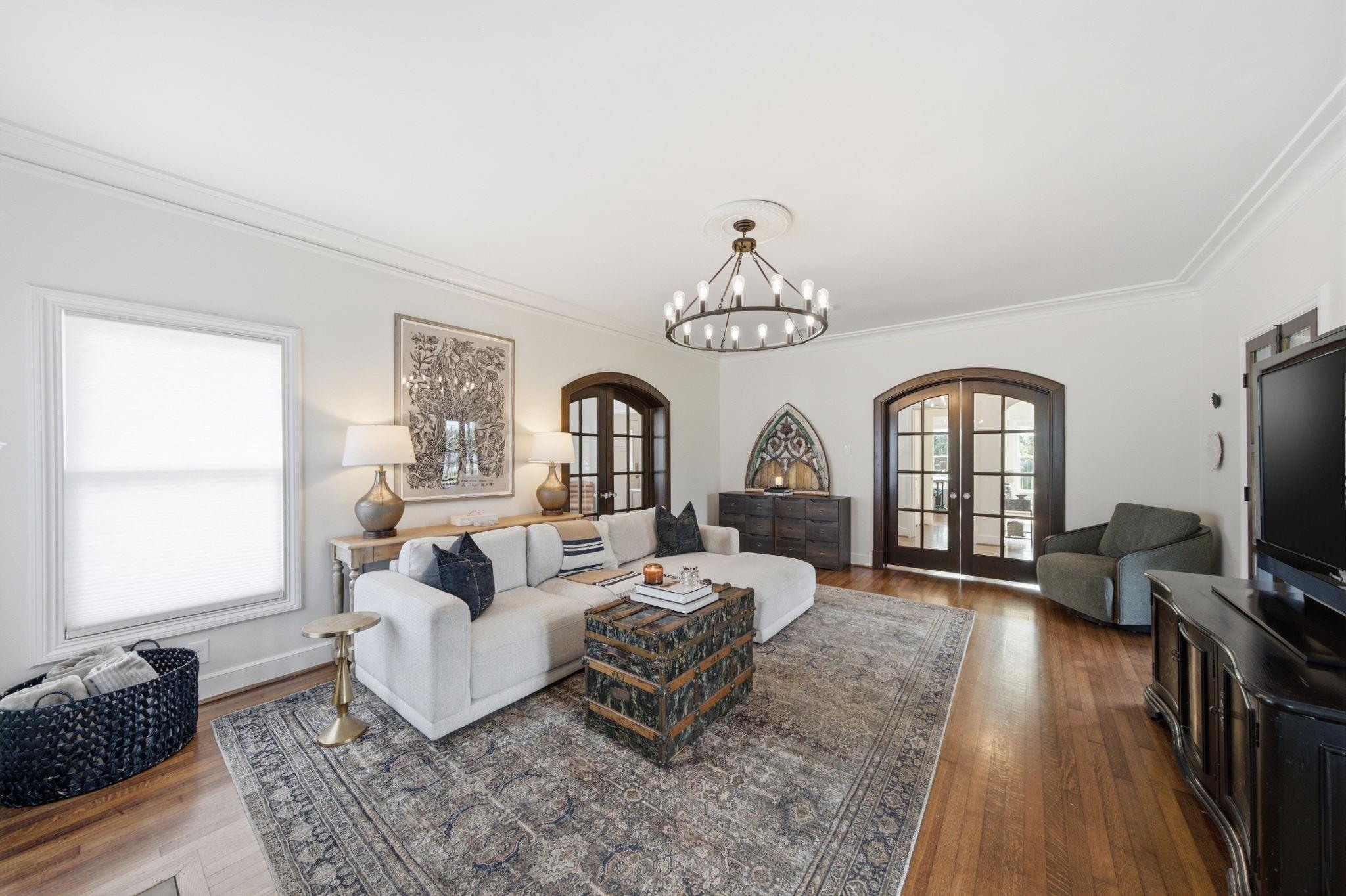 210 Coronado St, Houston, TX 77009 photo