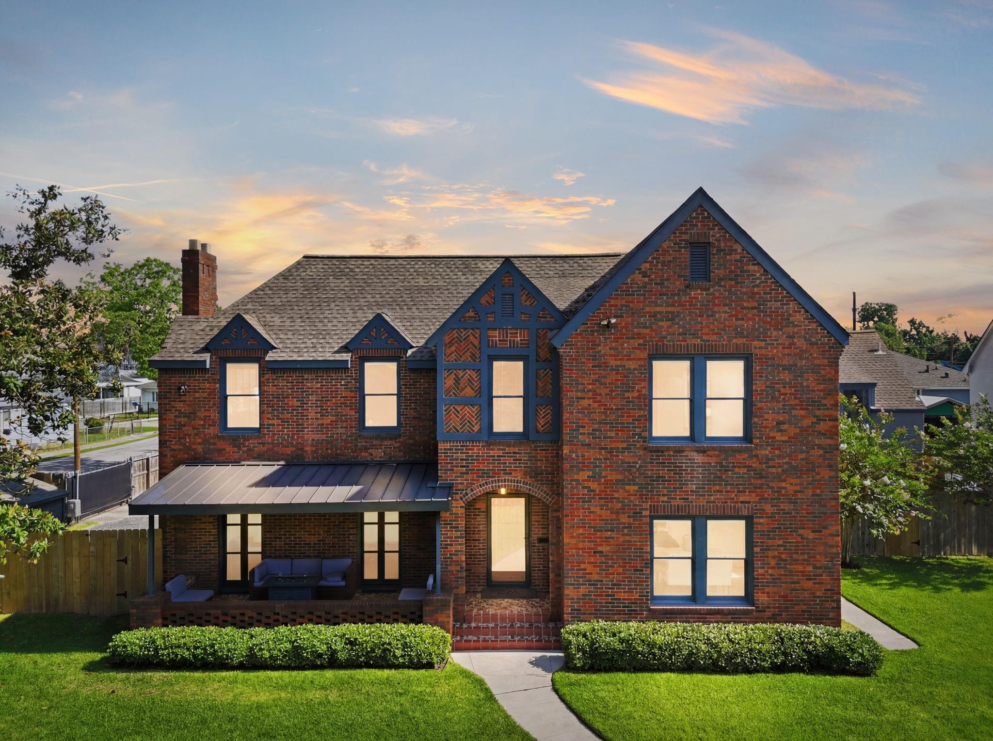 210 Coronado St, Houston, TX 77009 photo