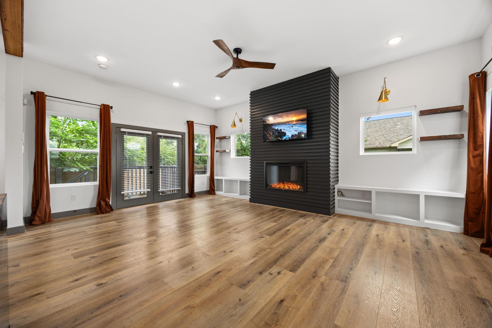 731 E 40 St, Houston, TX 77022 photo