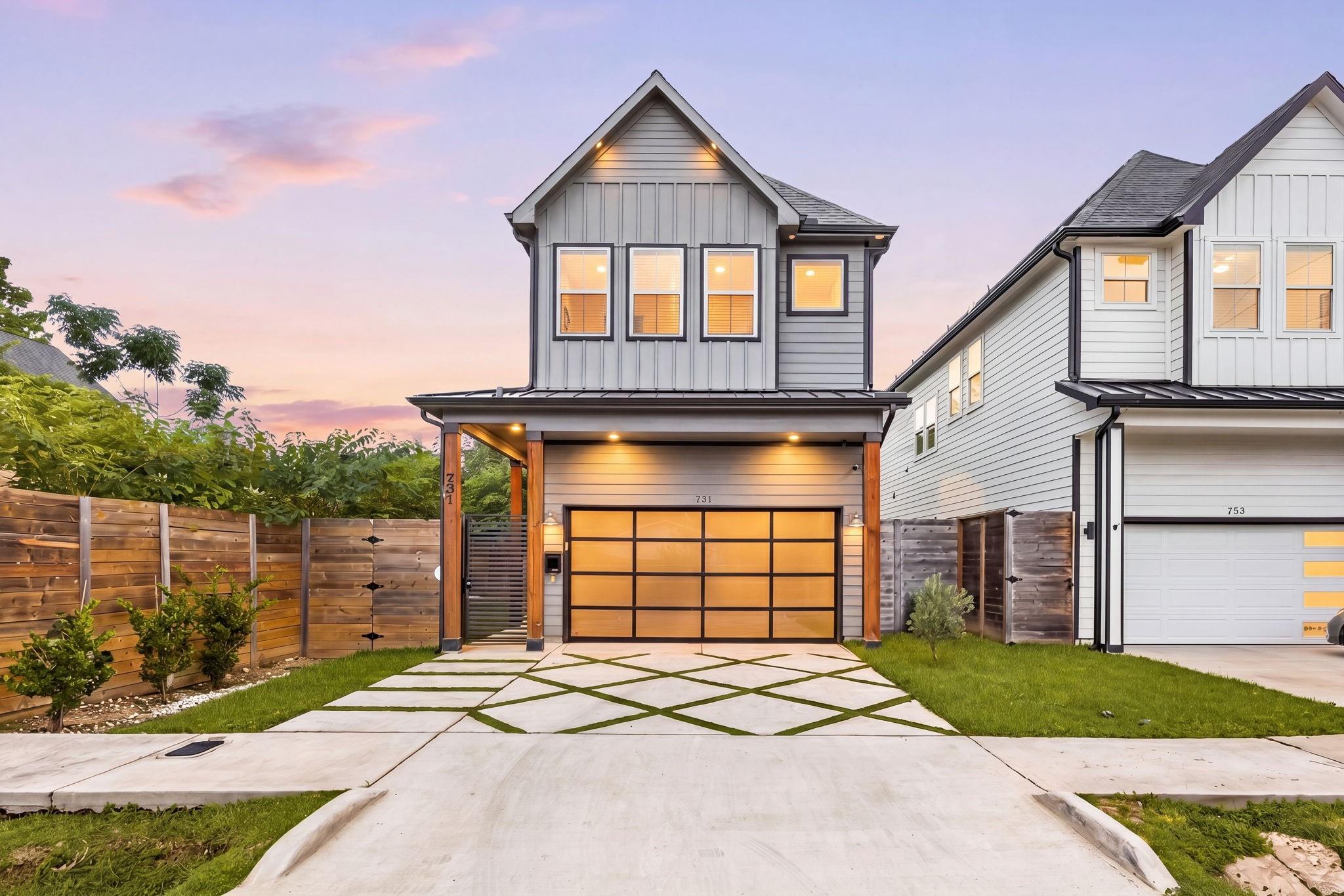 731 40 St, Houston, TX 77022