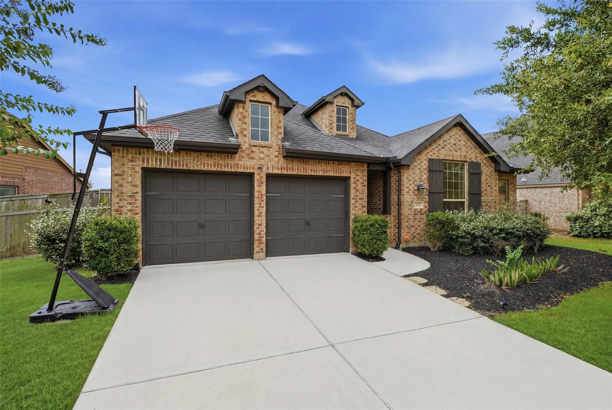 28007 Castle Park Ln, Fulshear, TX 77441