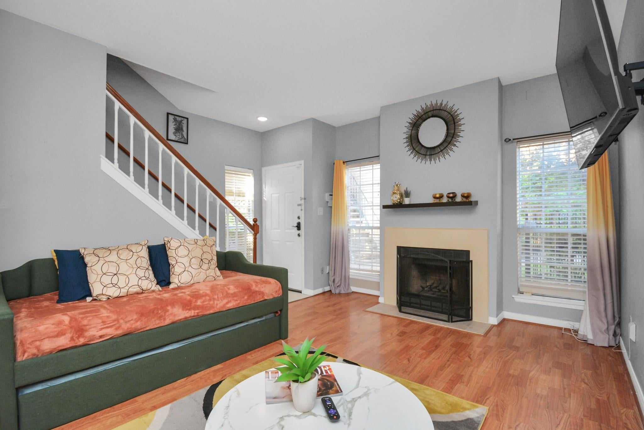 2626 Holly Hall St #1207, Houston, TX 77054 photo
