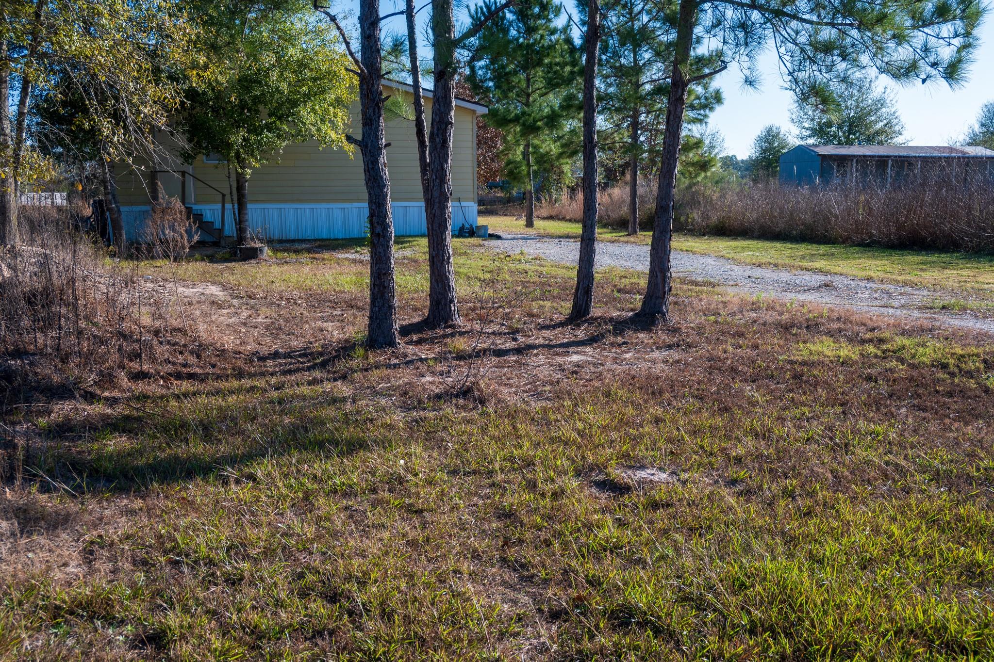 62 County Road 5248, Cleveland, TX 77327 photo
