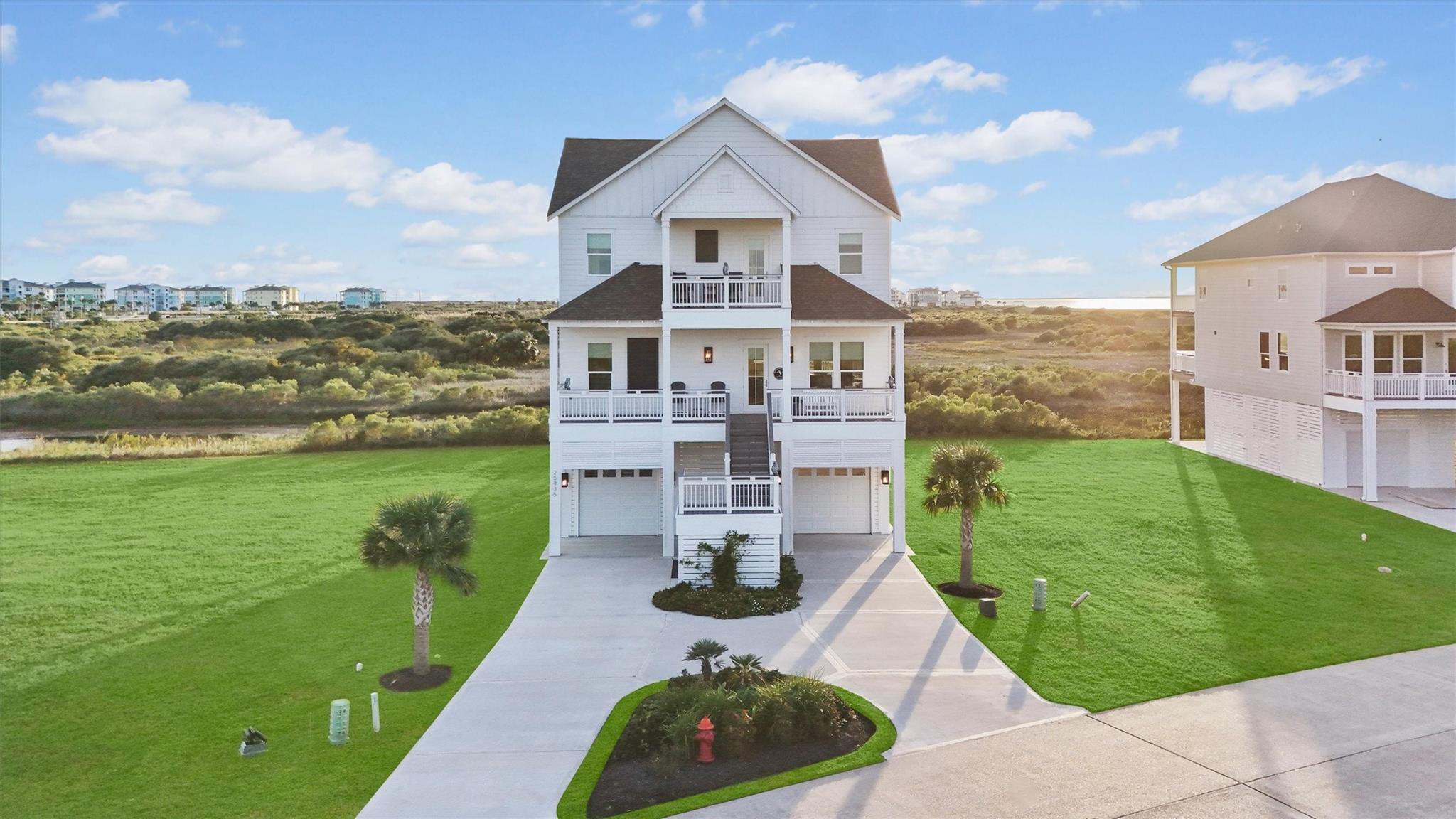 25935 Bay Breeze Dr, Galveston, TX 77554 photo