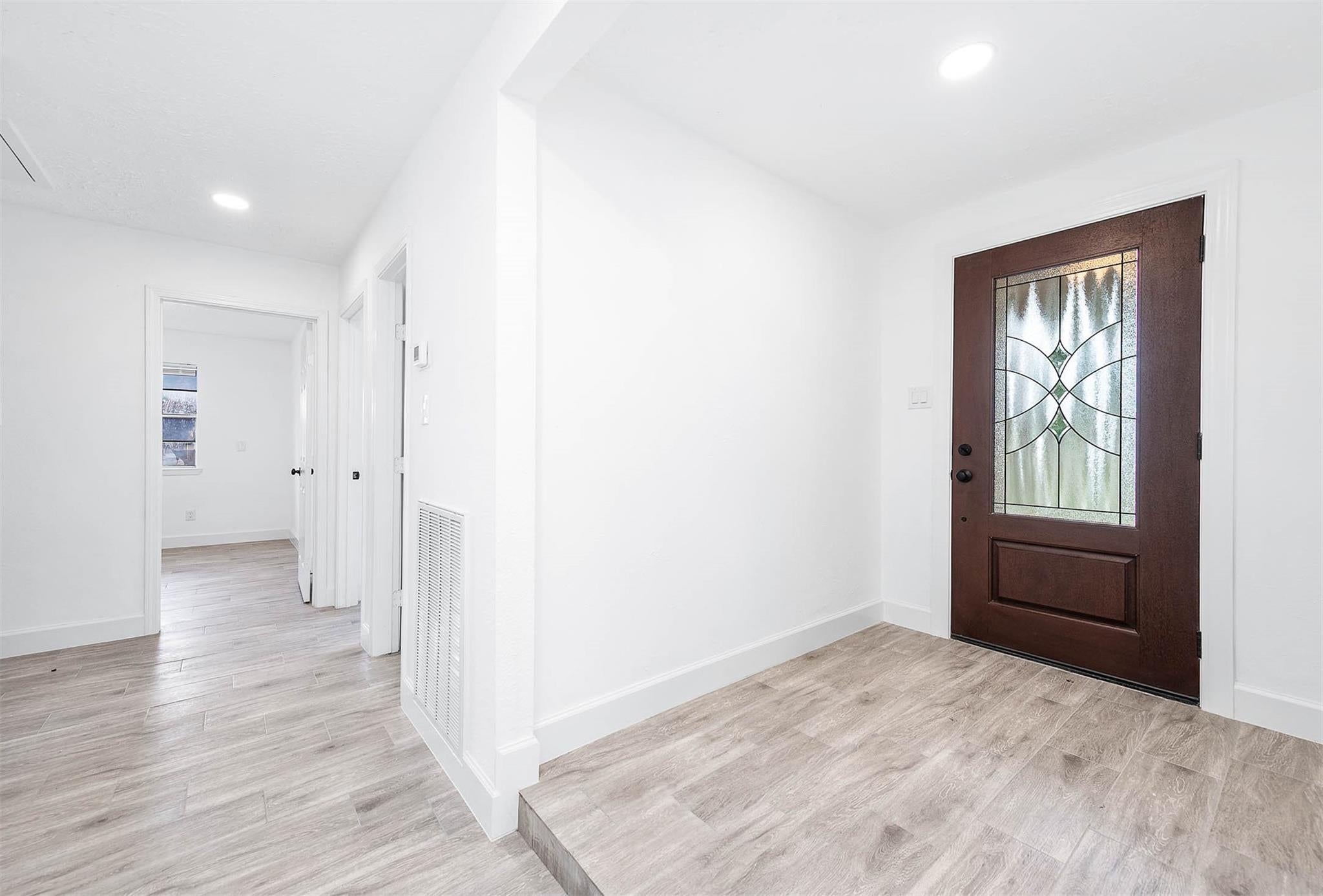 10402 Rancho Bernardo Ln, Sugar Land, TX 77498 photo
