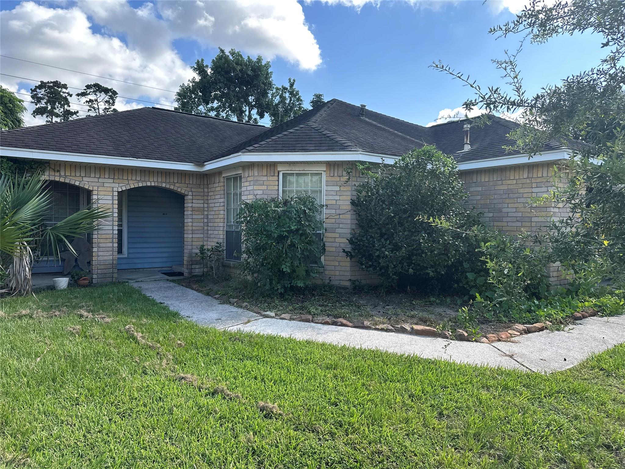 10915 Kentington Oak Dr, Humble, TX 77396