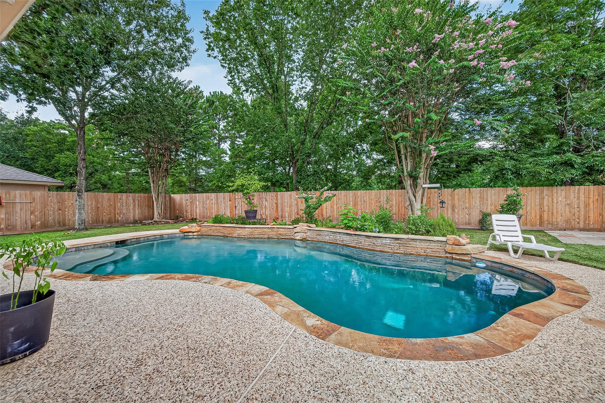 8814 Valley Palms Dr, Spring, TX 77379