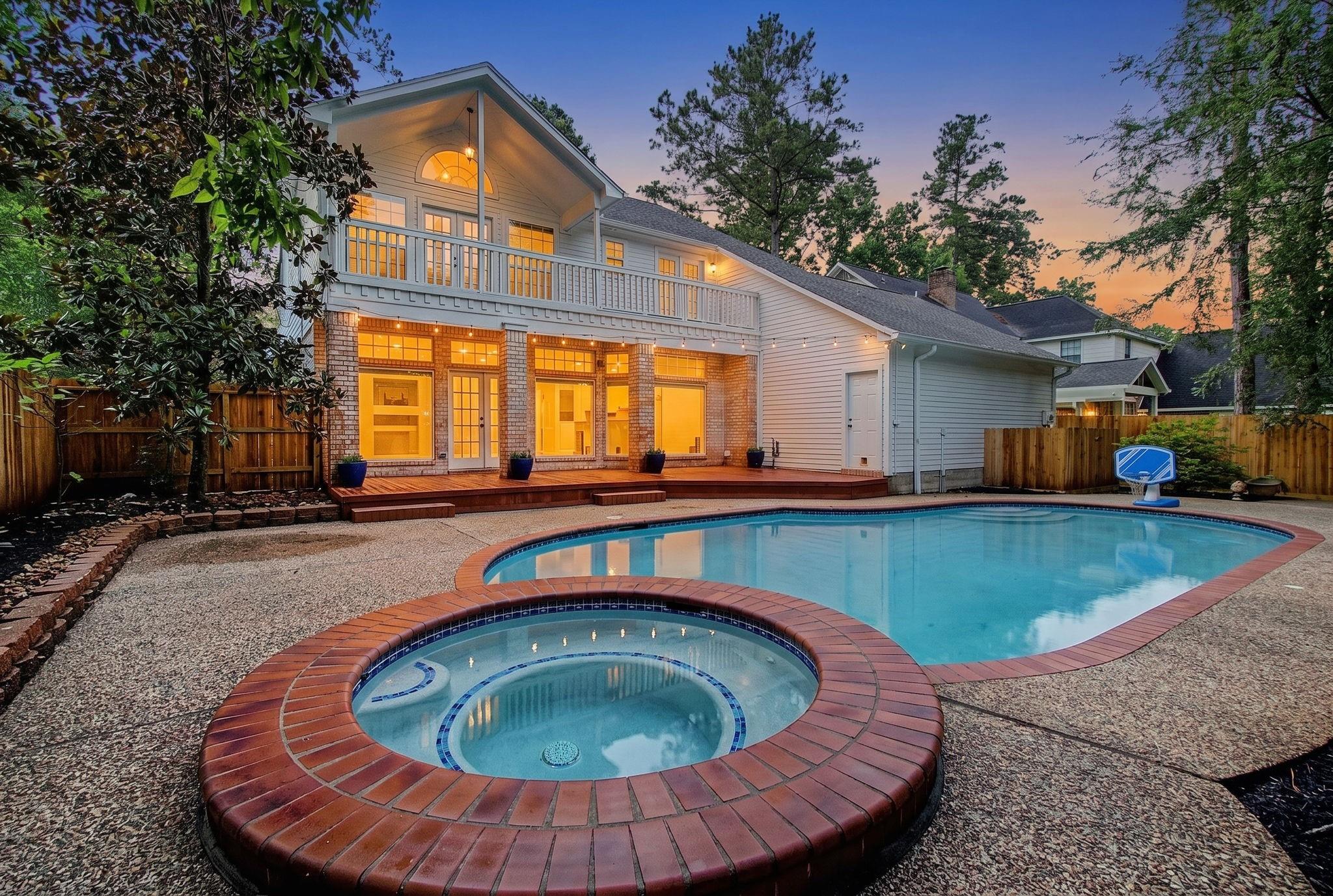 87 Rush Haven Dr, The Woodlands, TX 77381