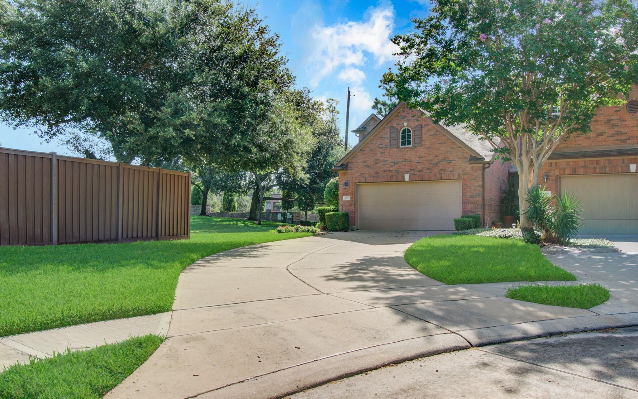 1103 Glenwood Canyon Ln, Houston, TX 77077 photo