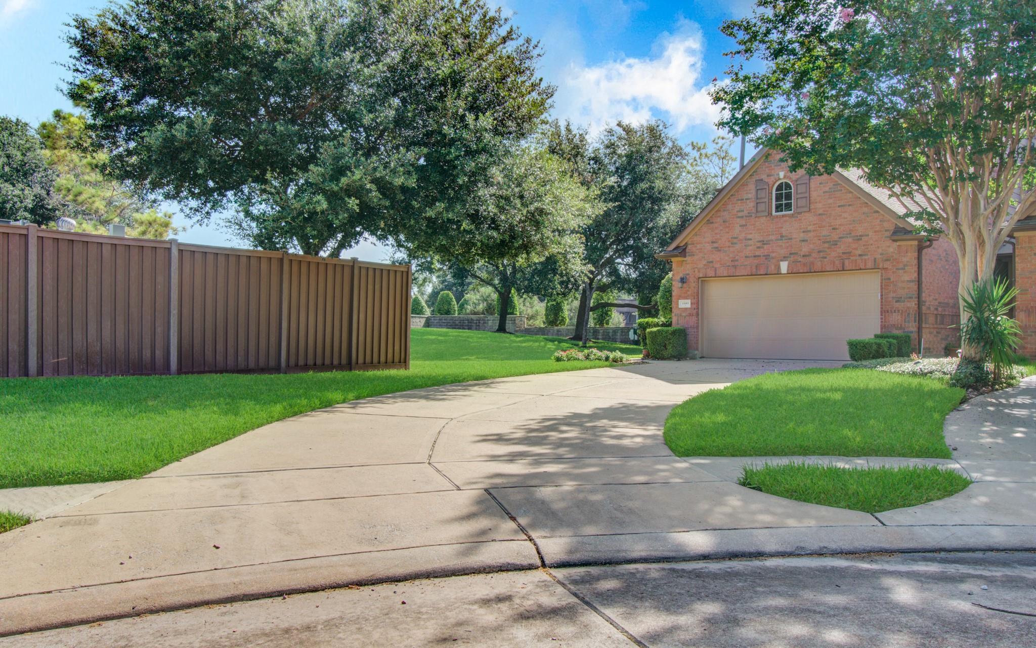 1103 Glenwood Canyon Ln, Houston, TX 77077 photo