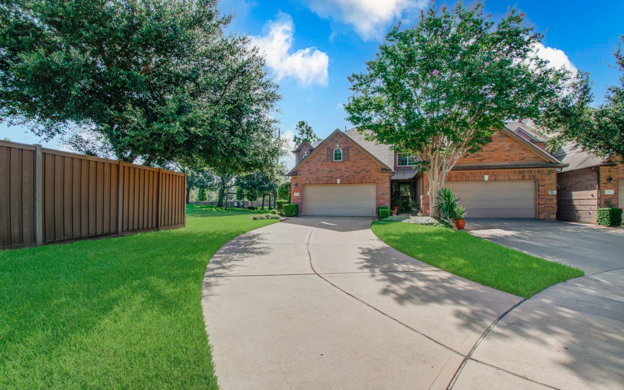 1103 Glenwood Canyon Ln, Houston, TX 77077 photo