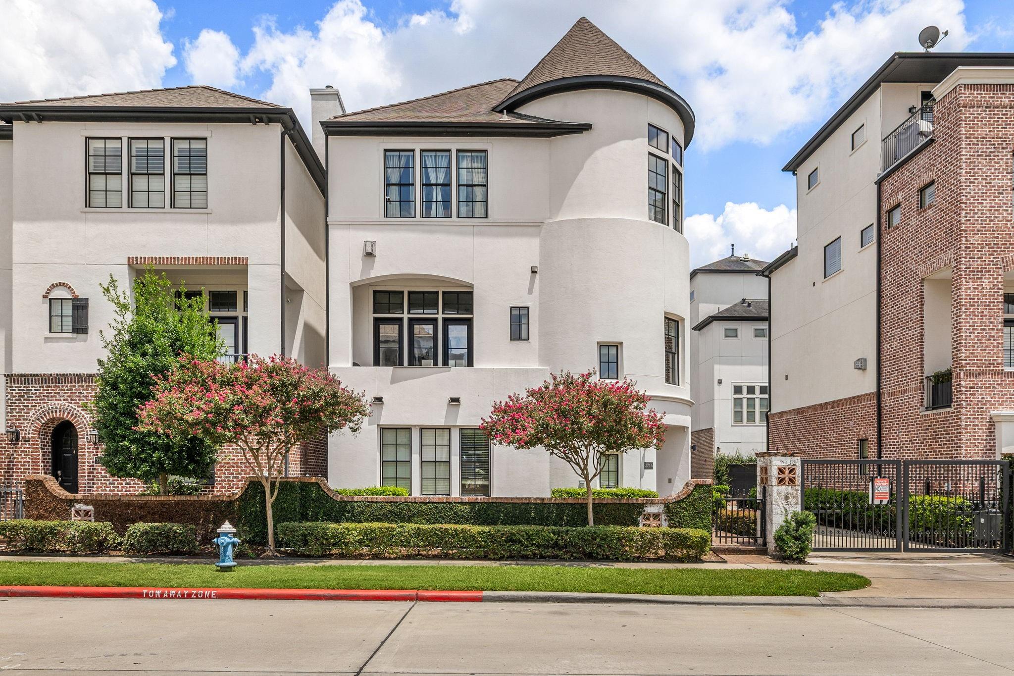 2716 Arabelle St, Houston, TX 77007 photo