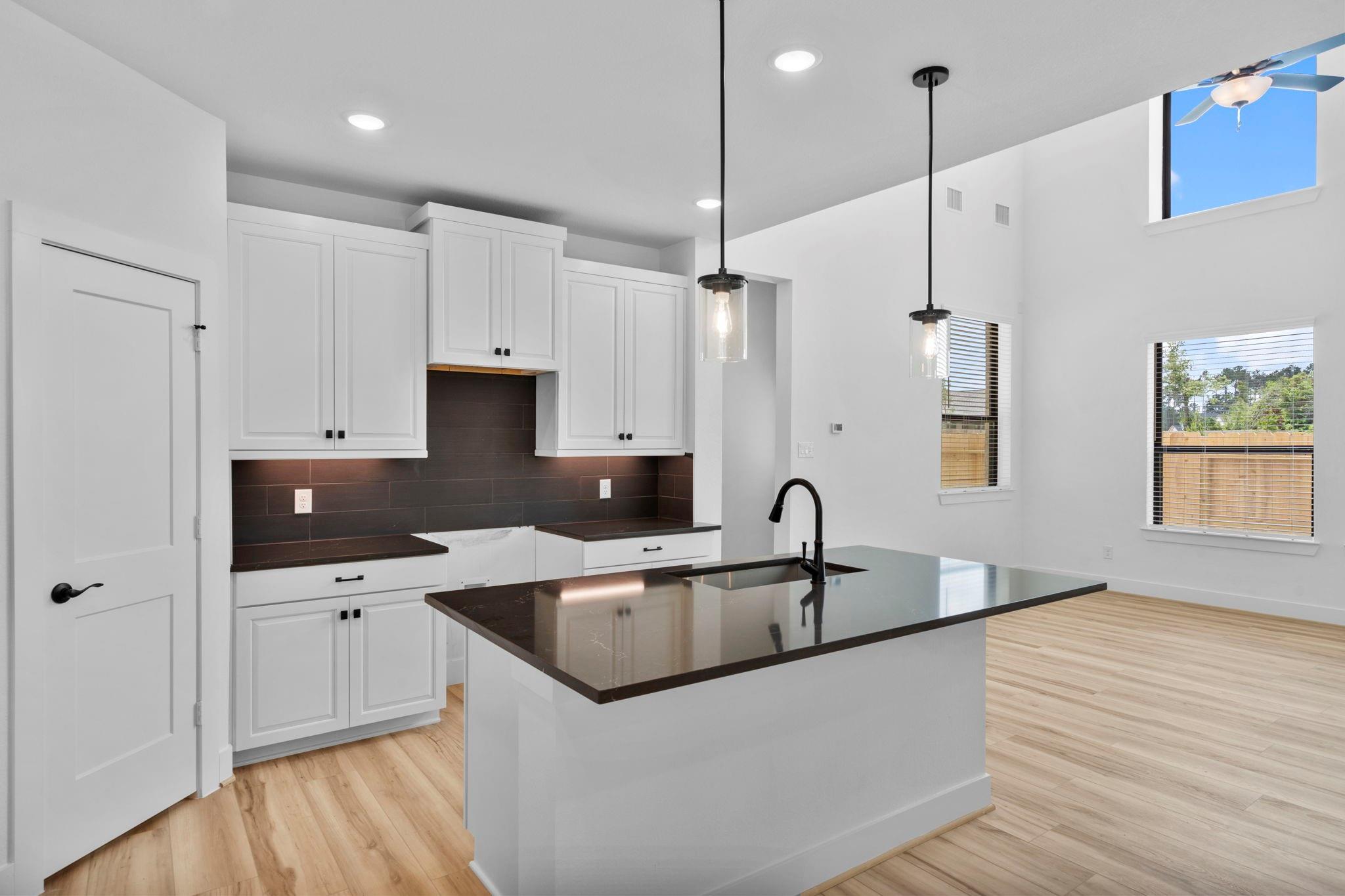 12842 Meadow Wind Way, Conroe, TX 77302 photo