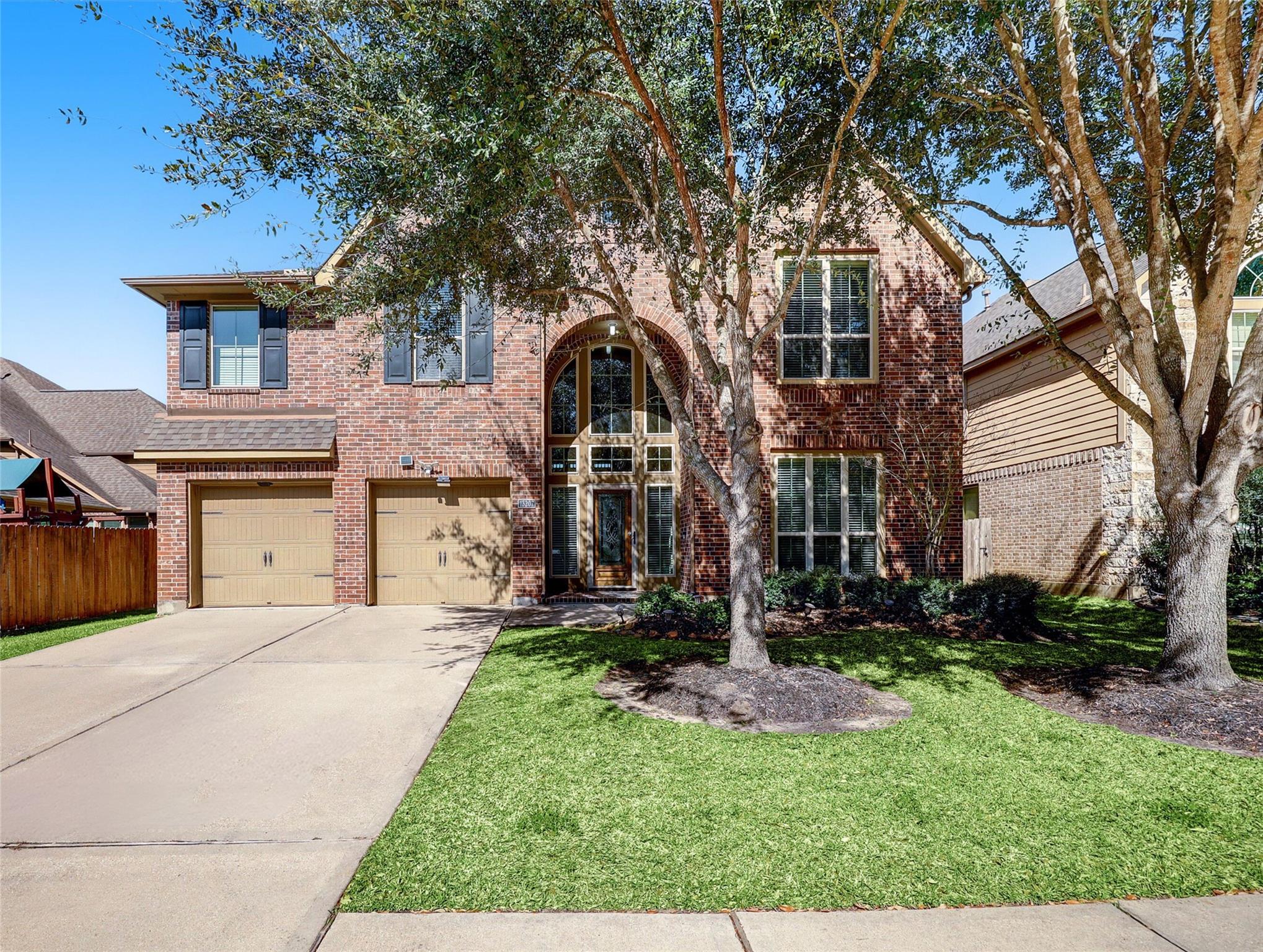 13207 Lone Creek Ln, Pearland, TX 77584 photo