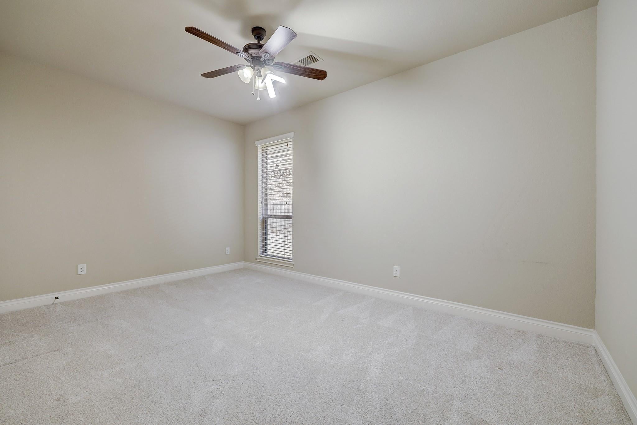13207 Lone Creek Ln, Pearland, TX 77584 photo