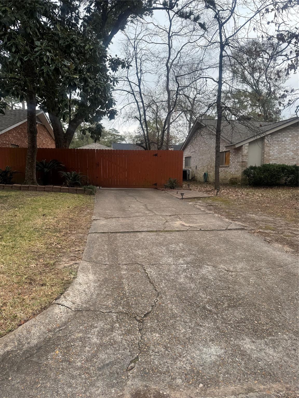 2910 Big Meadows Dr, Houston, TX 77339 photo