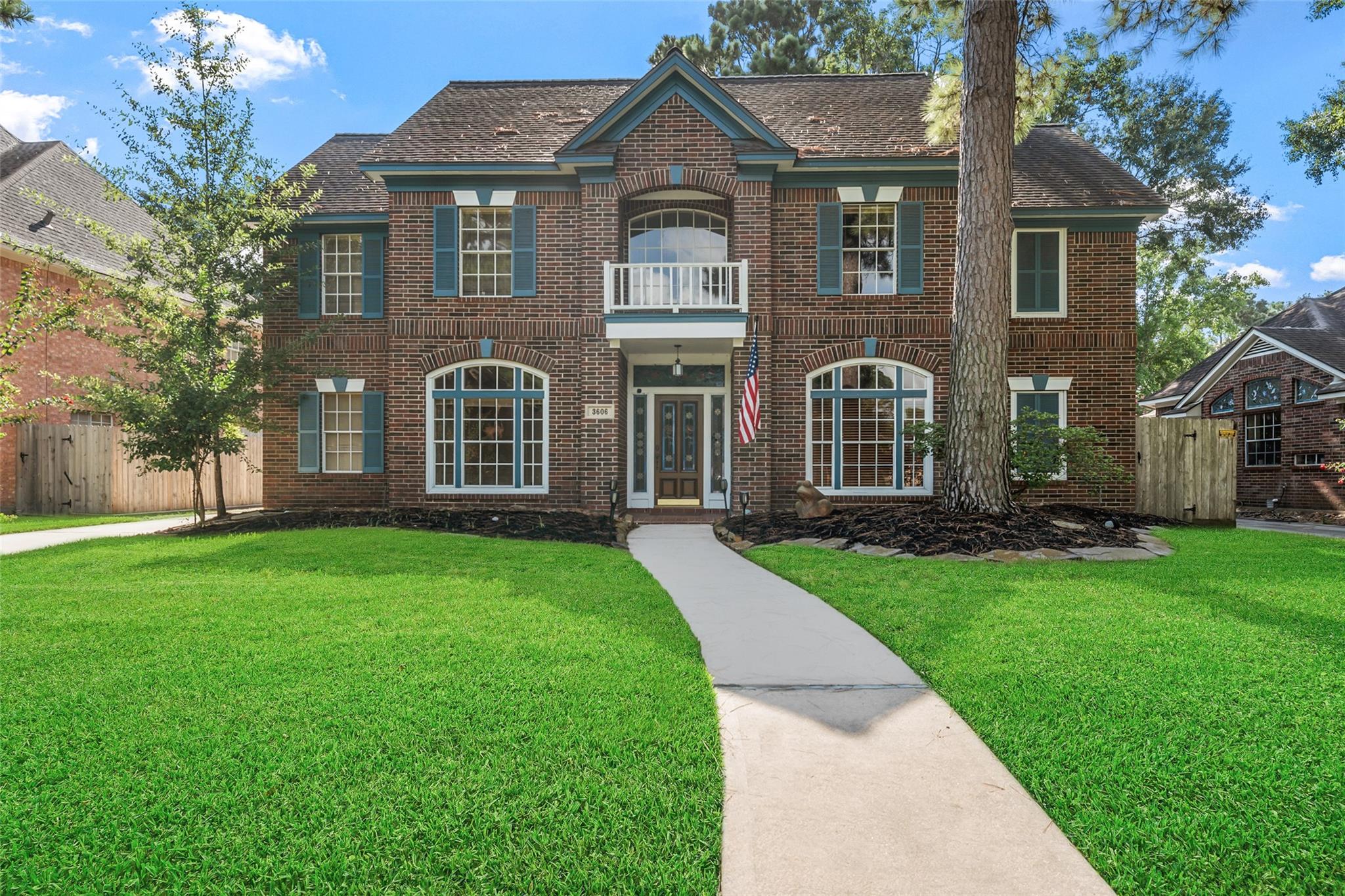 3606 Shady Village Dr, Houston, TX 77345